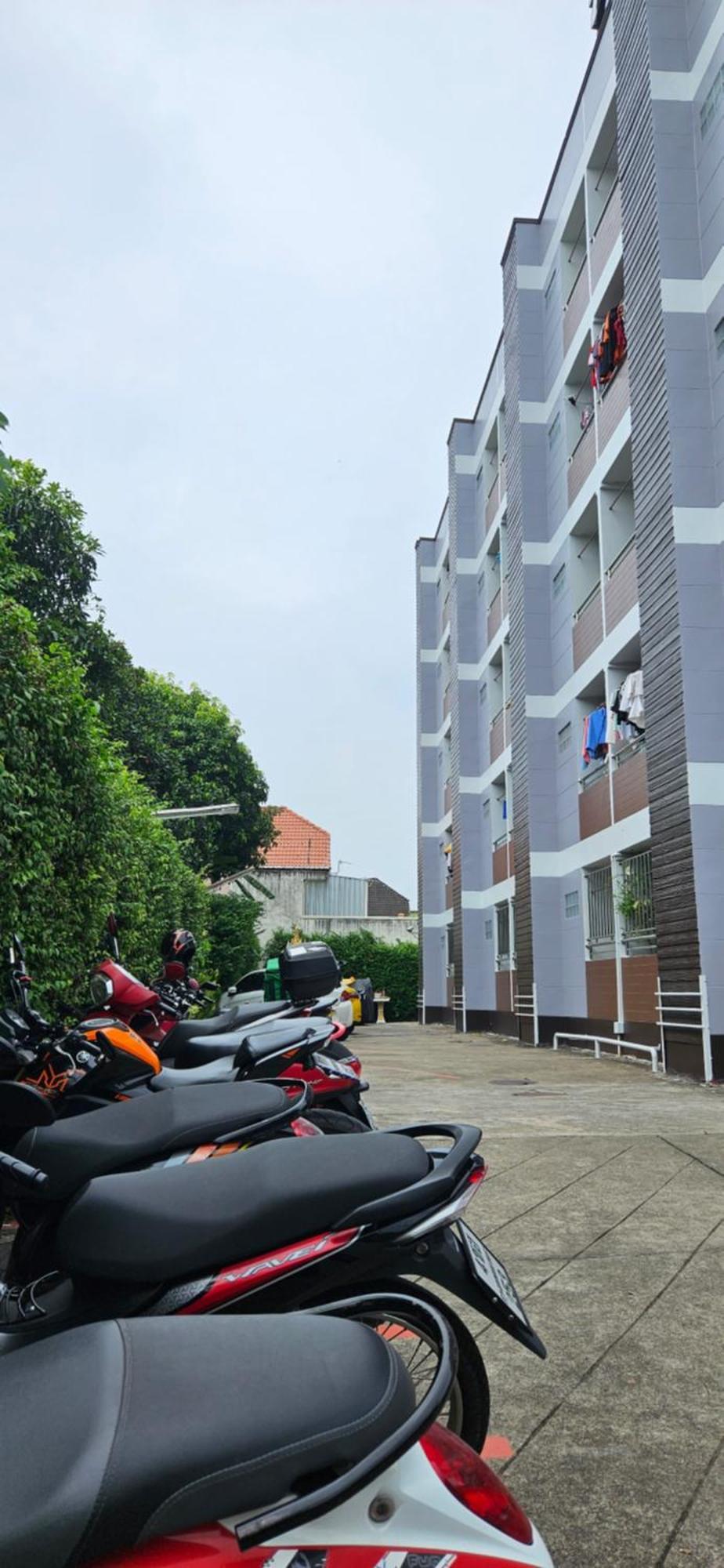 Noppakorn Mansion อพาร์ทเม้นท์ นพกรณ์ แมนชั่น Bangkok