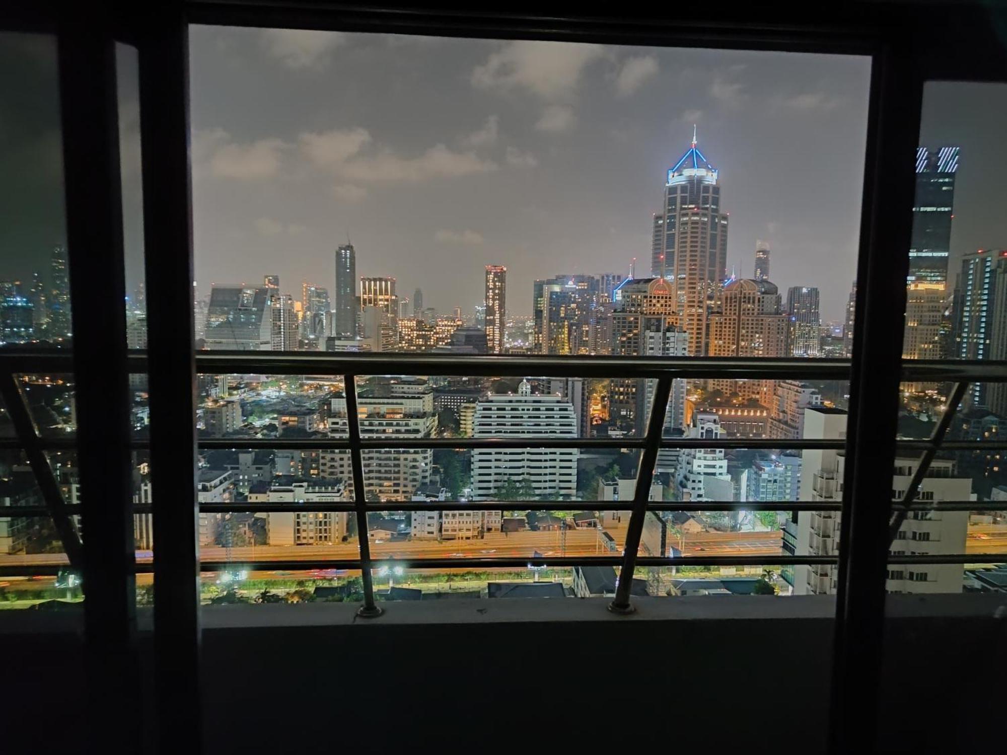 Omni Tower Sukhumvit Nana Direct Bangkok