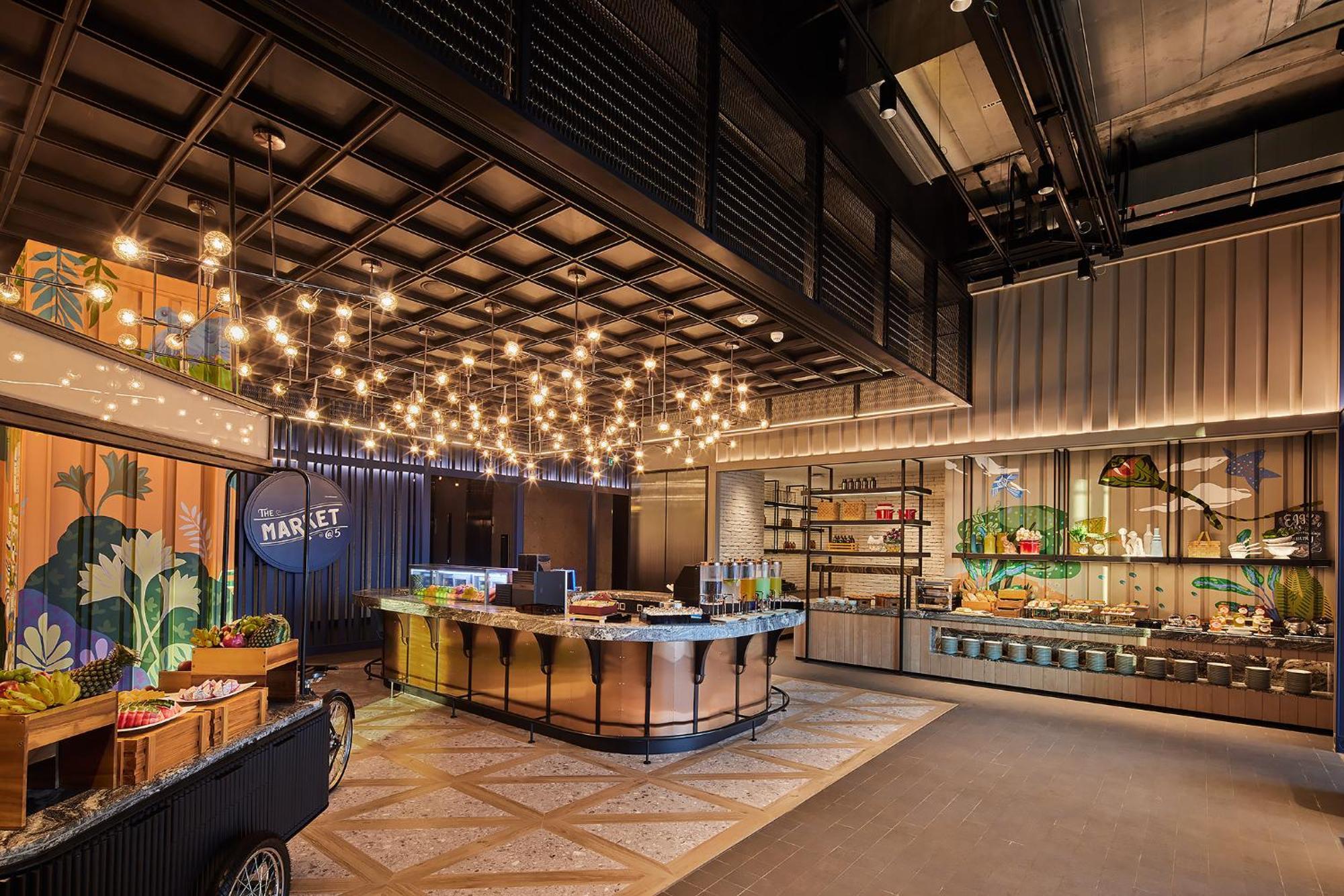 Eastin Grand Phayathai 5* Bangkok