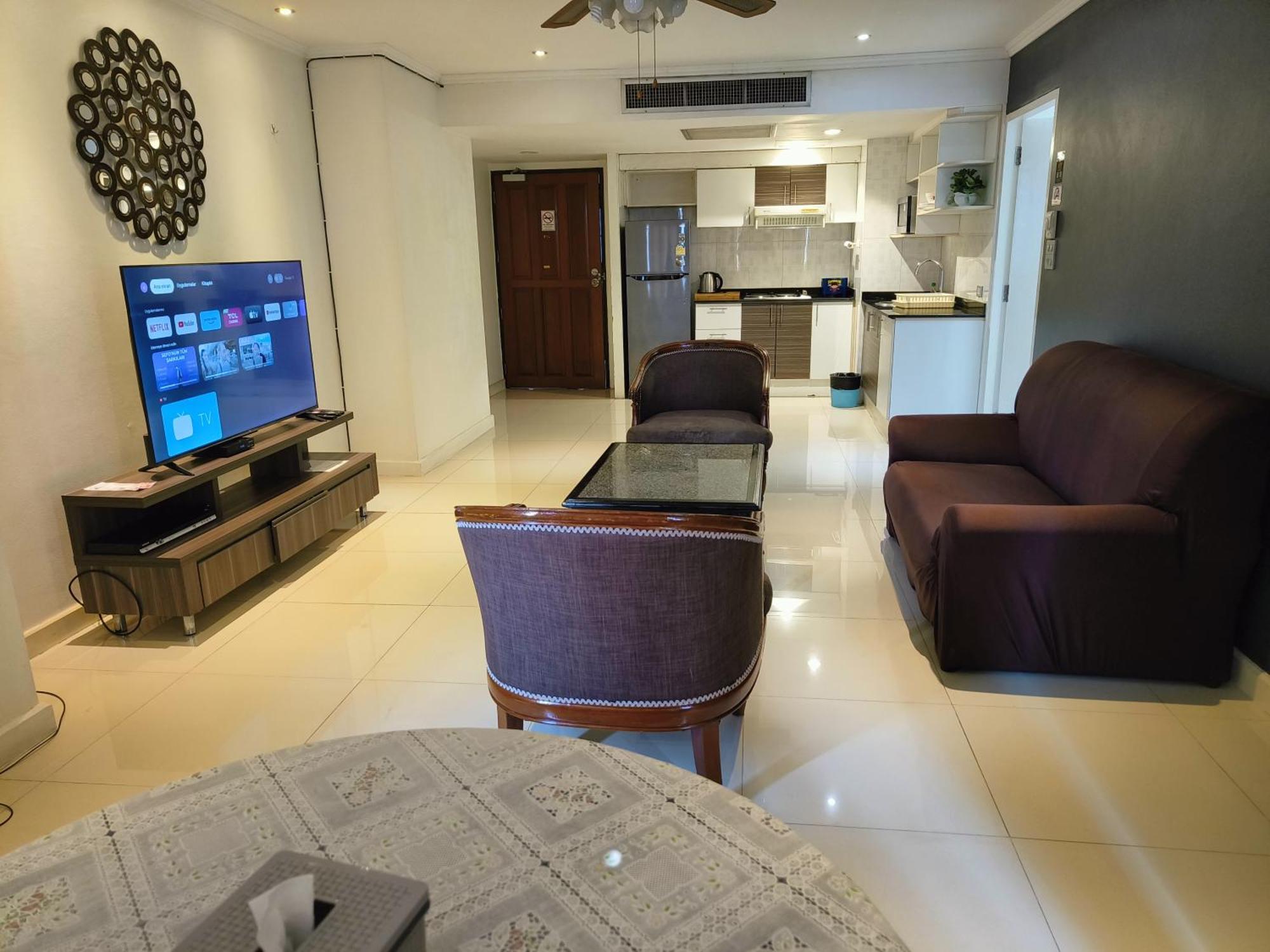 Hotel Omni Tower Sukhumvit Nana Direct