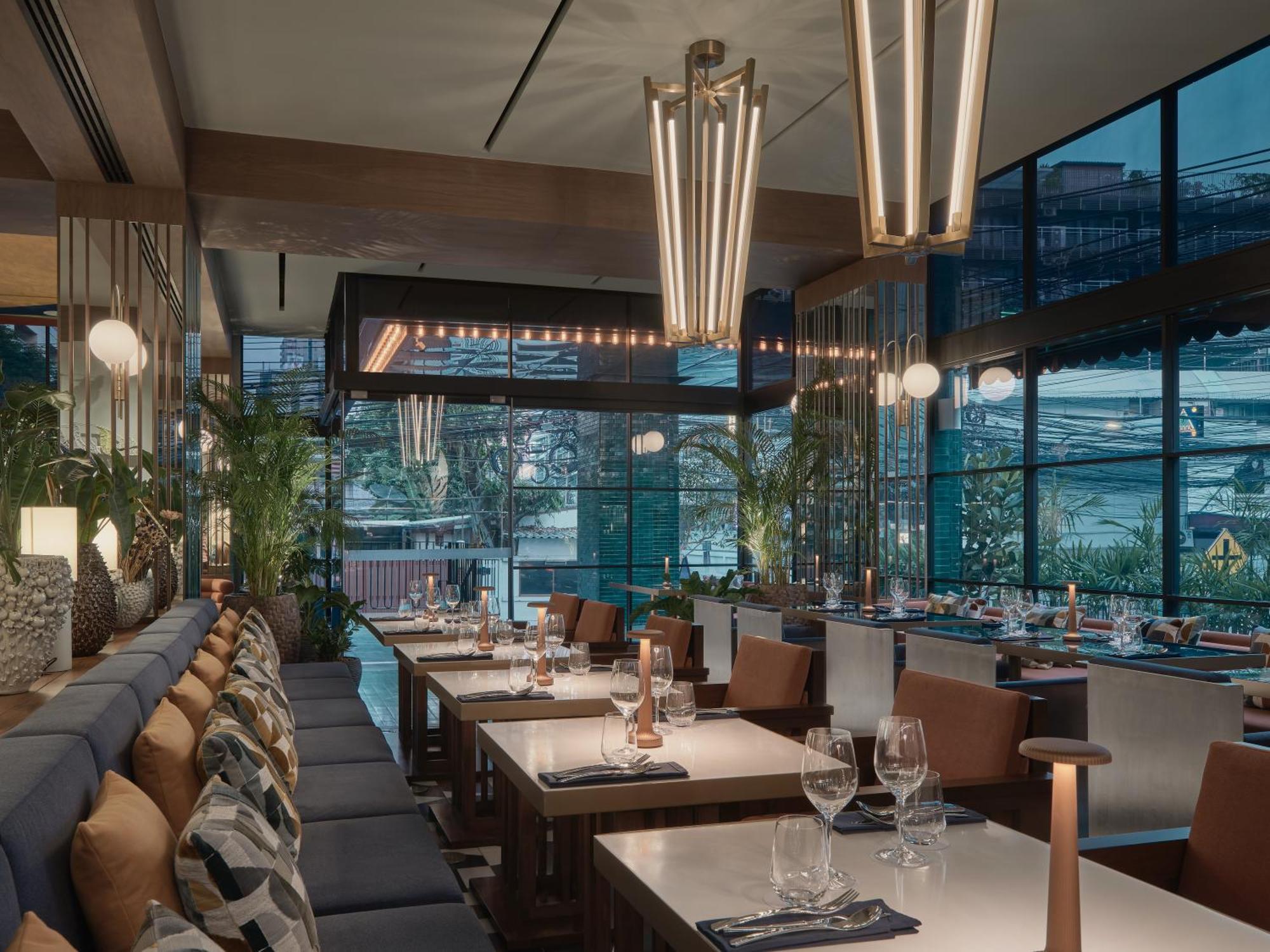 Public House - Sukhumvit 31 Hotel 5*