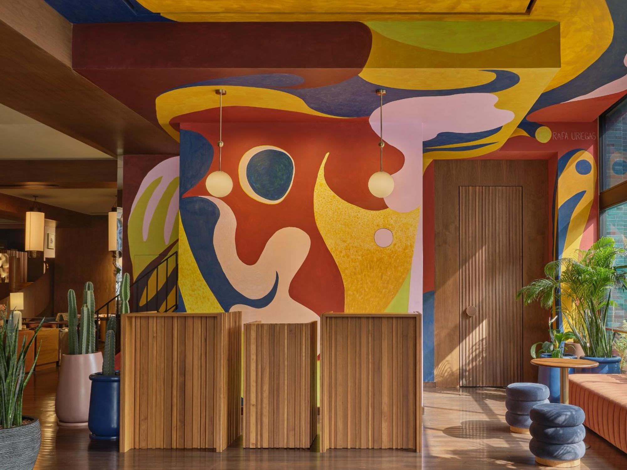 Public House - Sukhumvit 31 Hotel 5*