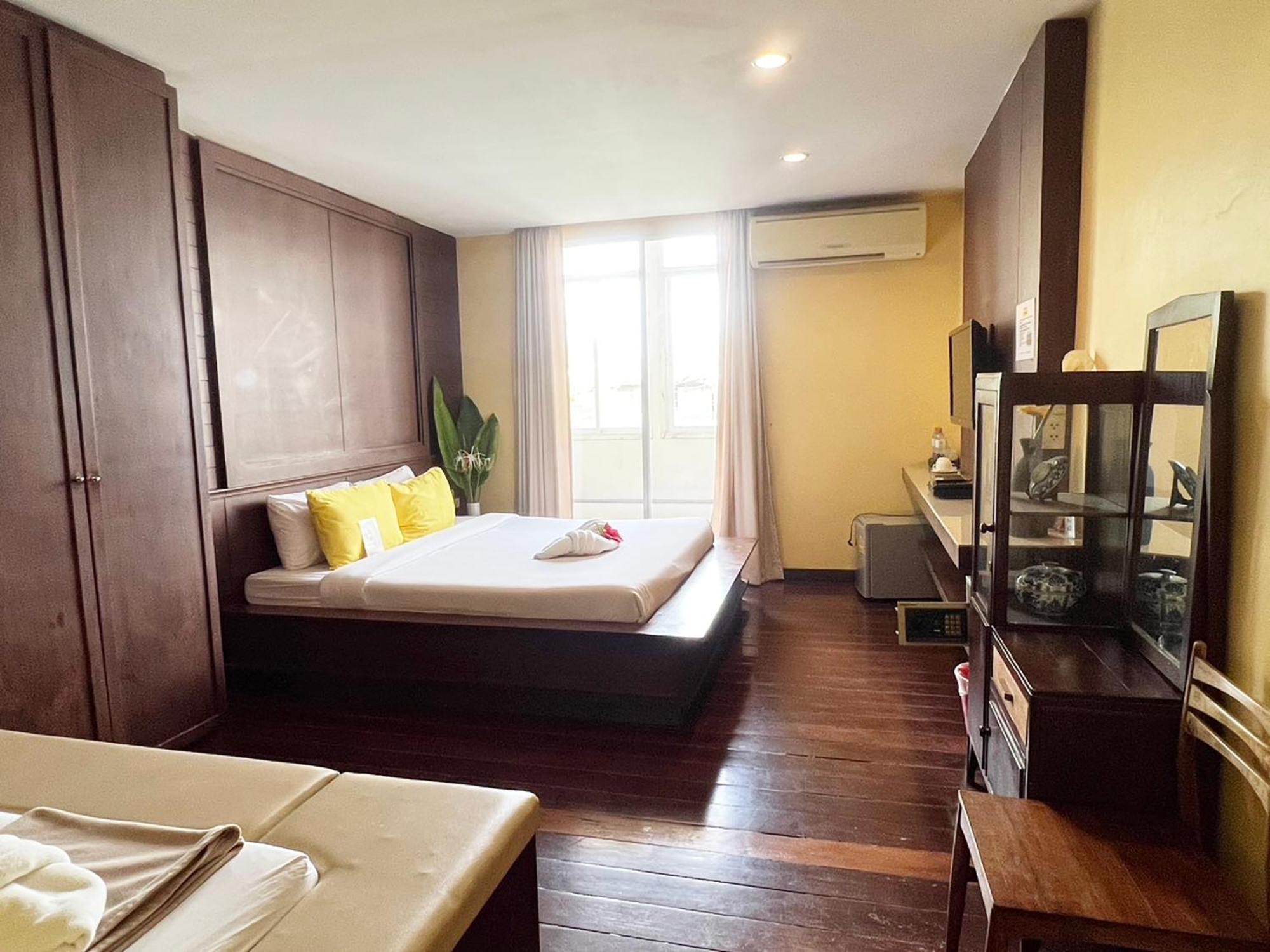 Sabye Hotel