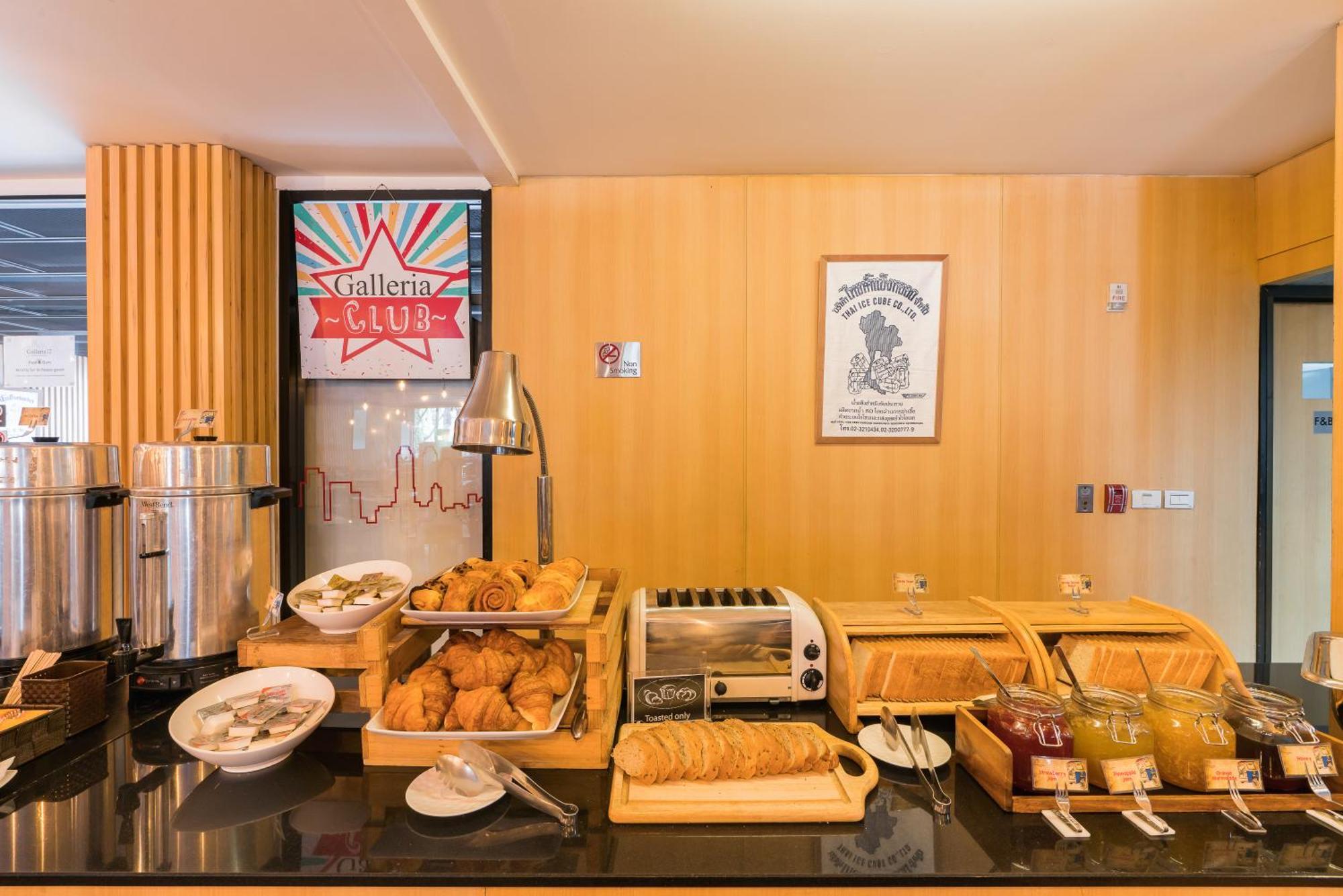 Hotel Galleria 12 Sukhumvit By Compass Hospitality Bangkok