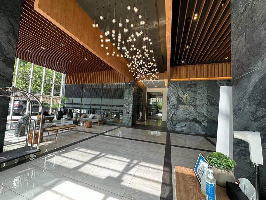Apartemen S42 Wyndham Garden Sukhumvit Bts Ekkamai Gym Swim Bangkok