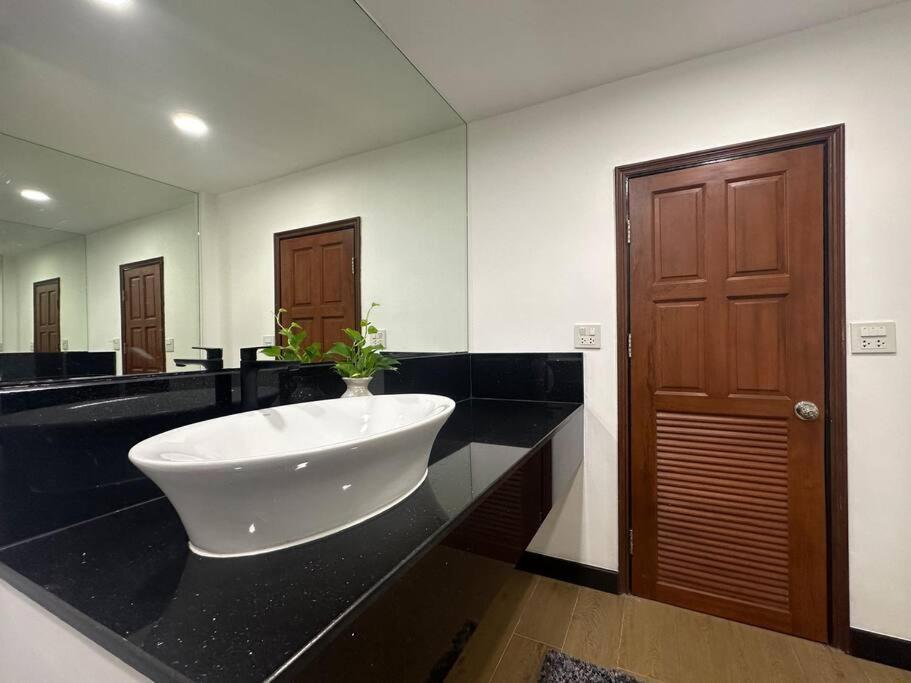 Private Cozy House @chatcuchak Holiday home