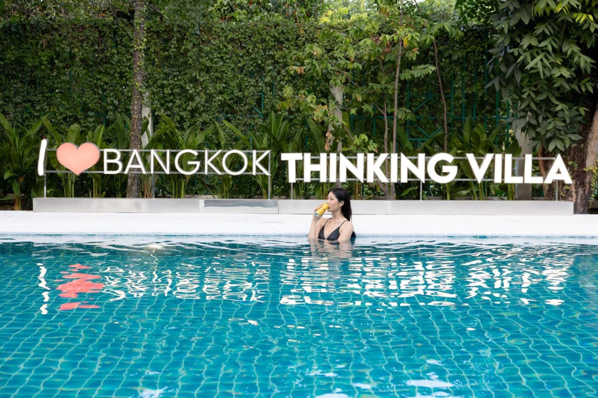 曼谷2000平方米庄园别墅，超大泳池sukhmvit位置绝佳，9间卧室，私人ktv Villa Bangkok