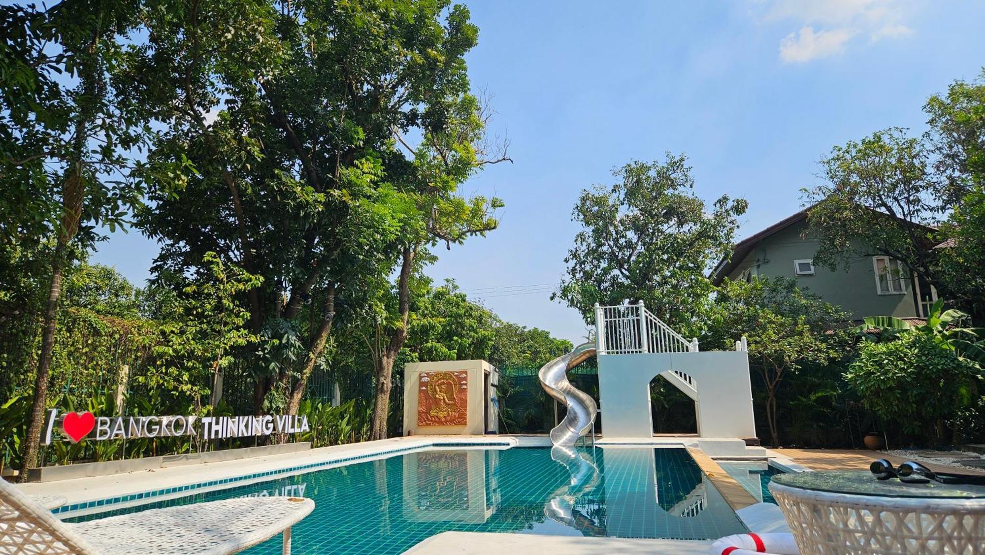 Villa 曼谷2000平方米庄园别墅，超大泳池sukhmvit位置绝佳，9间卧室，私人ktv Bangkok
