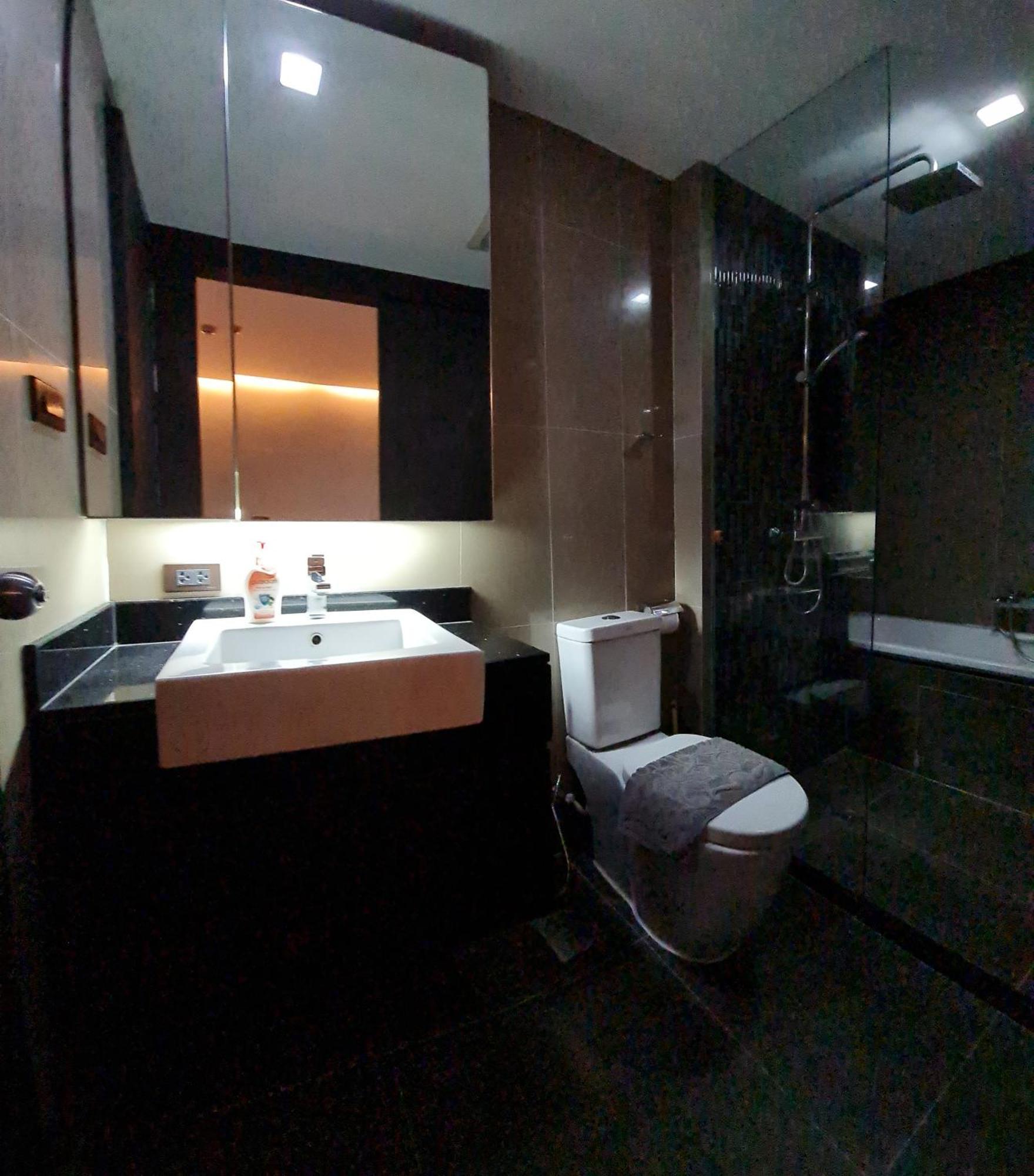1bed1 Bath @thonglor Freeairport Pickup Apartemen *