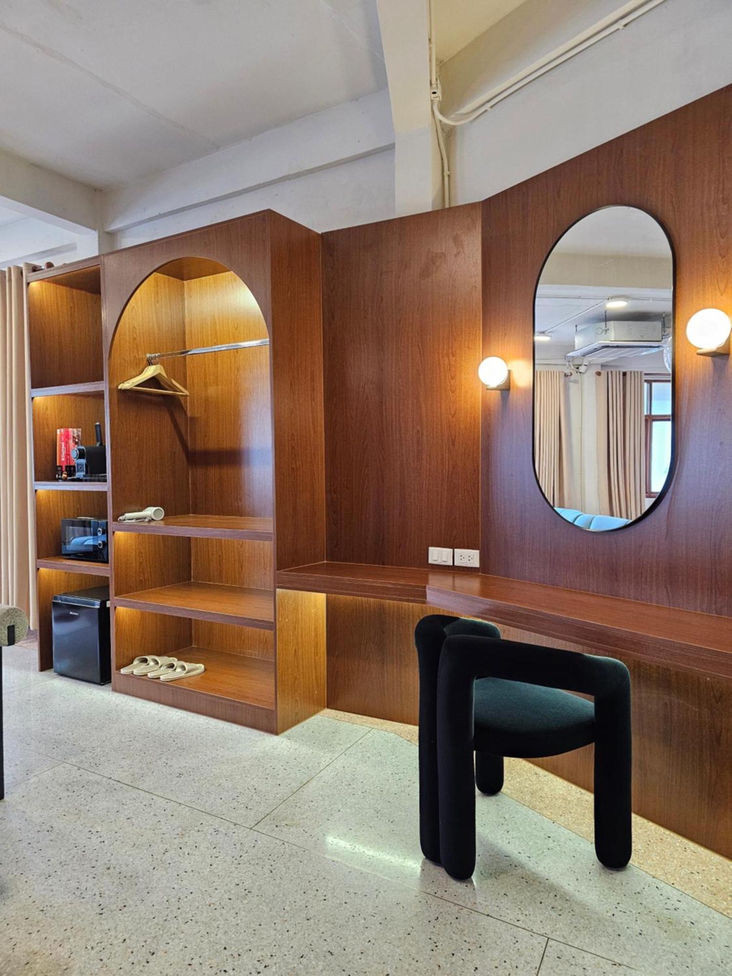 Yaowarat Apartment