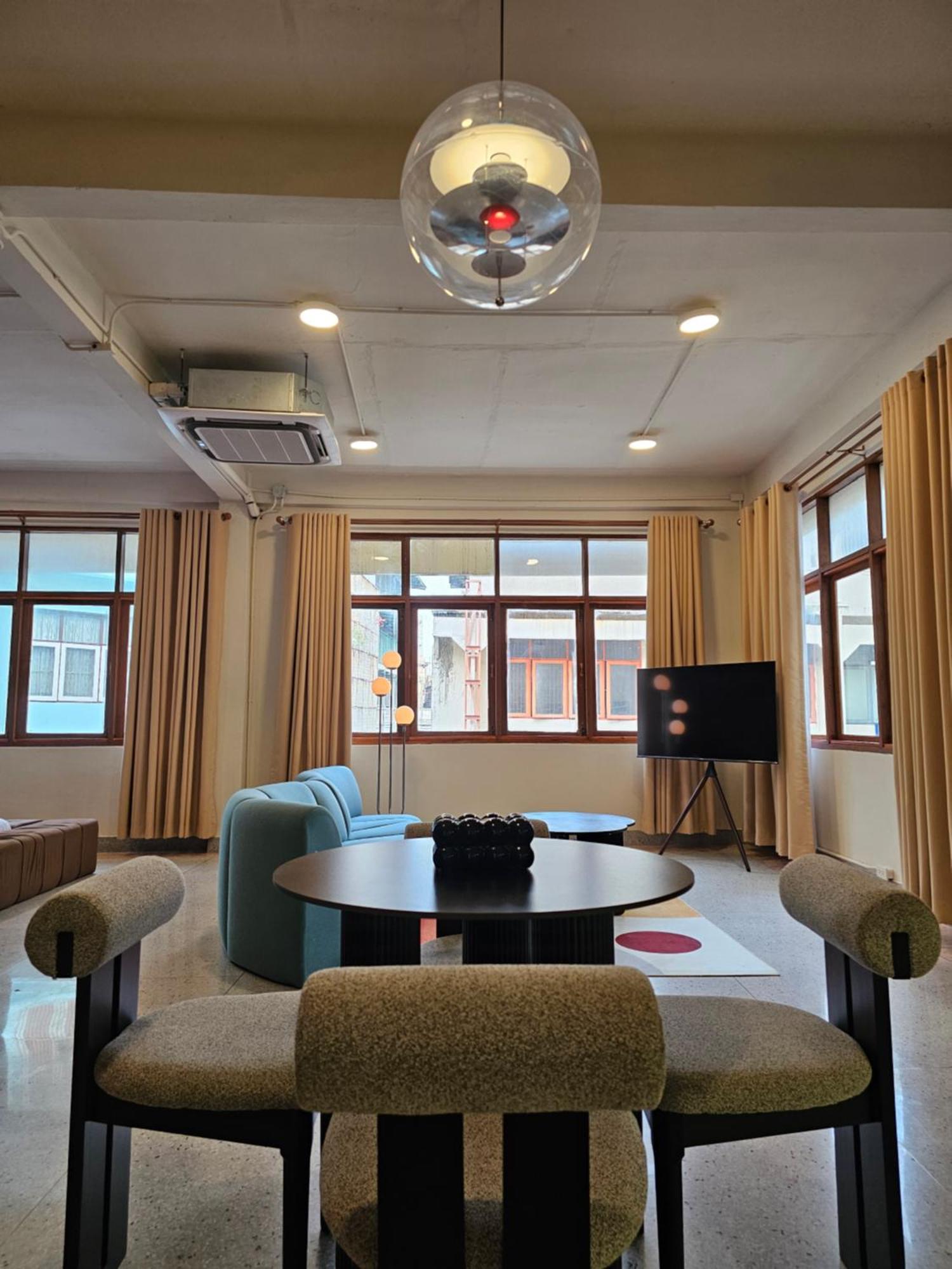 Yaowarat Apartment *