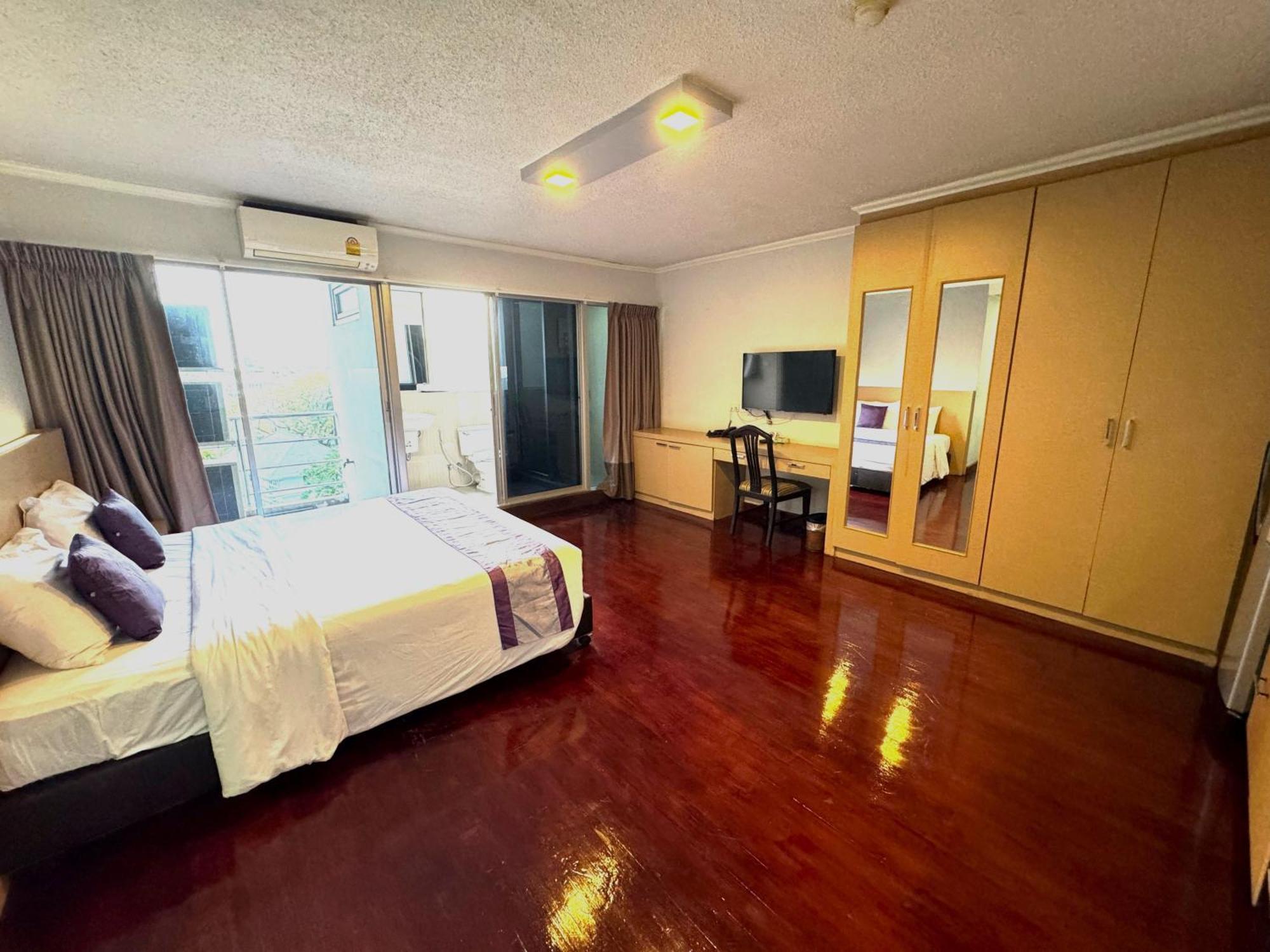 The Step Sathon