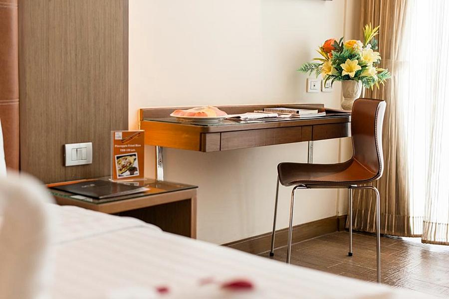 On 8 Sukhumvit Nana By Compass Hospitality