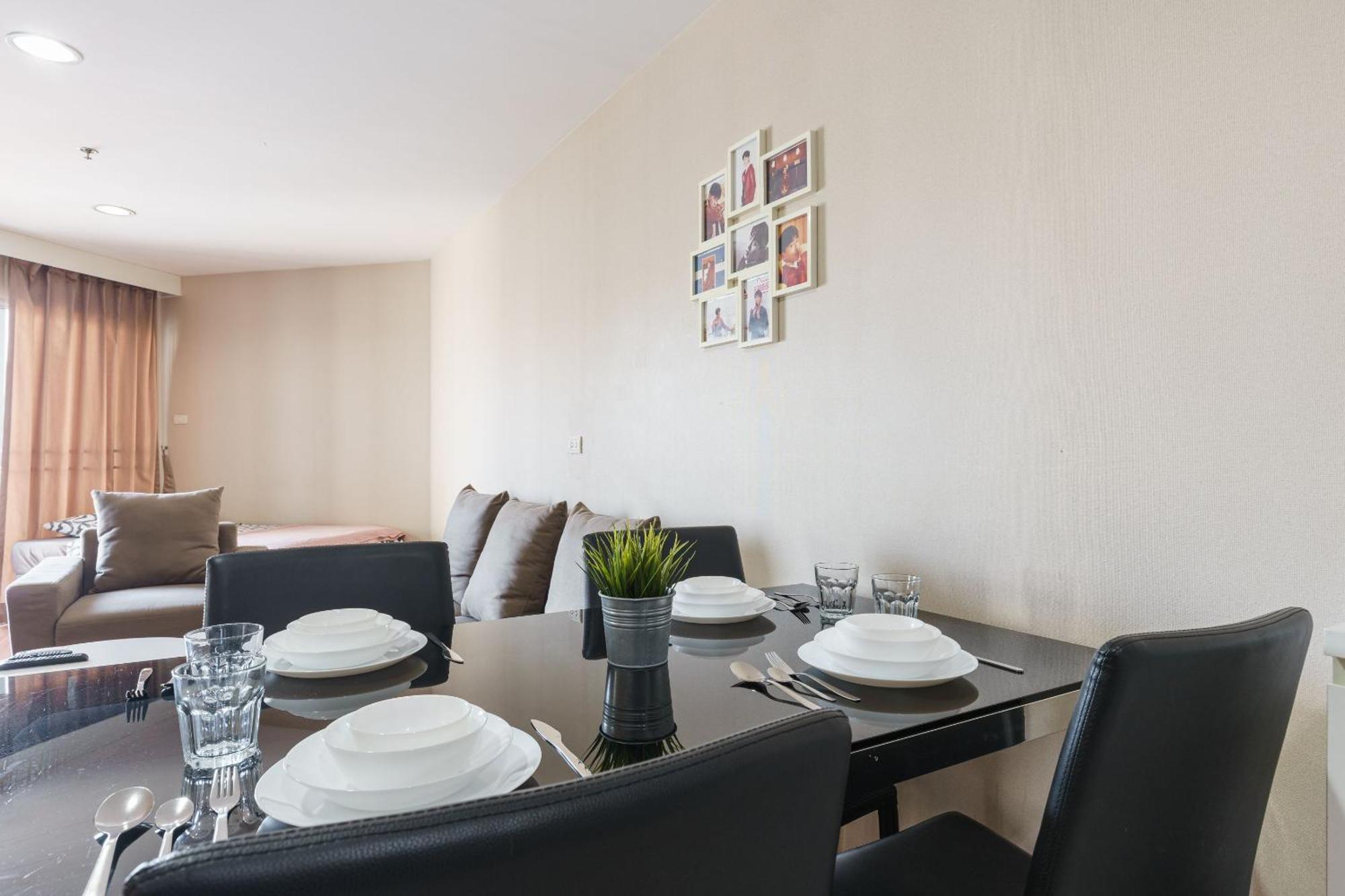 Apartment Internet Celebrity Train Night Market Swimming Pool Free Wifi Mrt 100m Bangkok