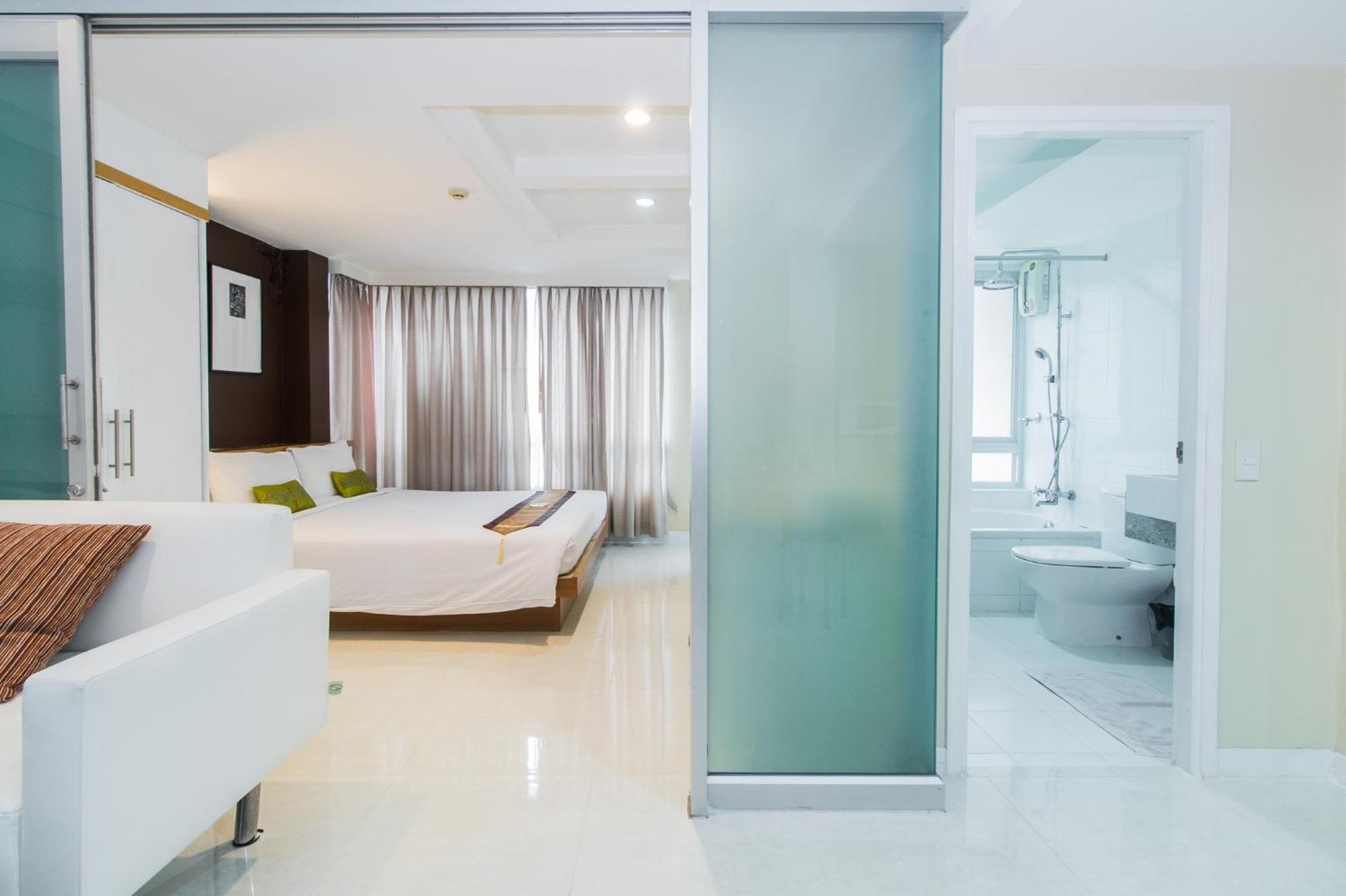 Silom Convent Garden Guest house