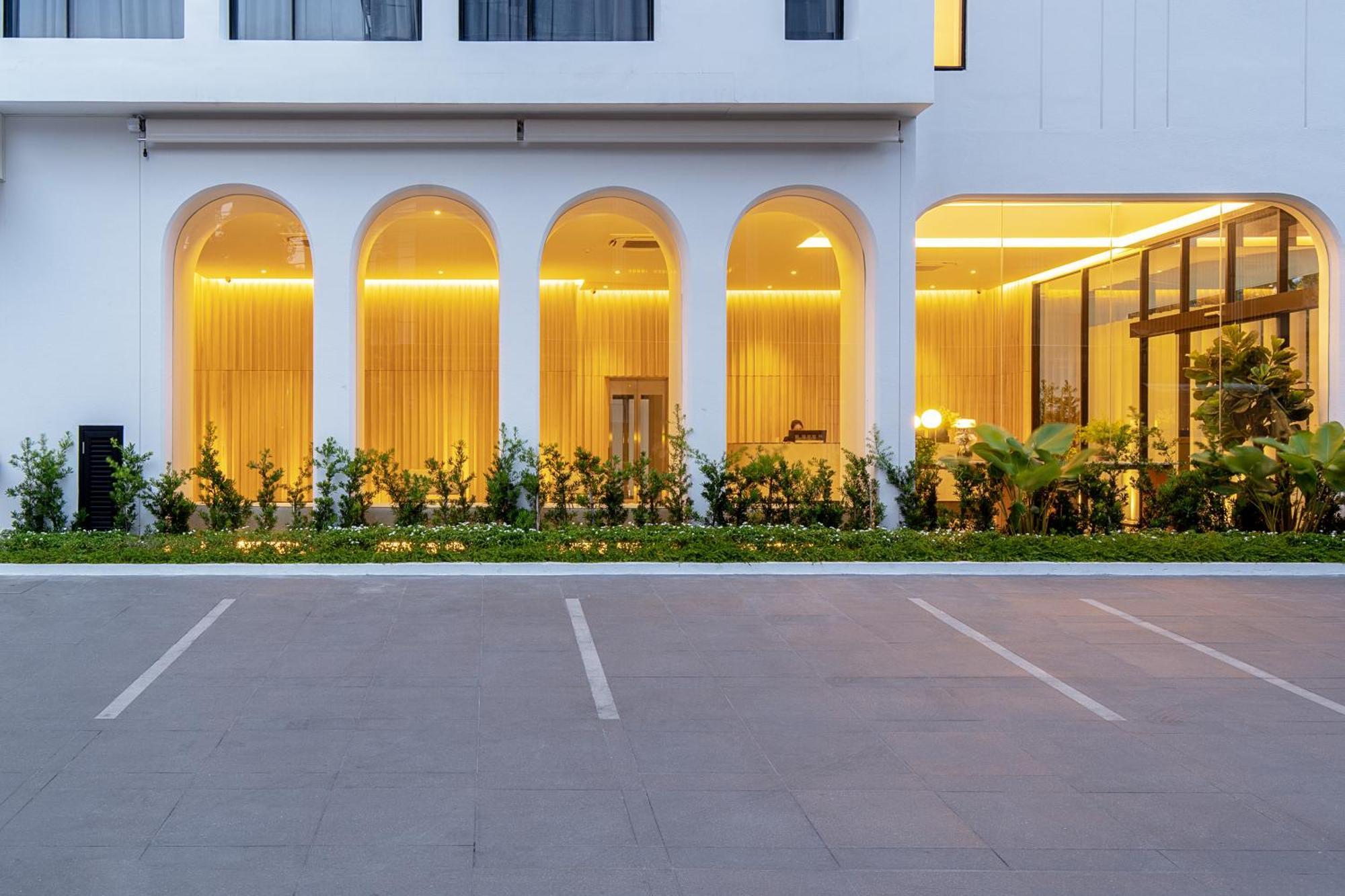 Saan Sathorn Hotel 4*