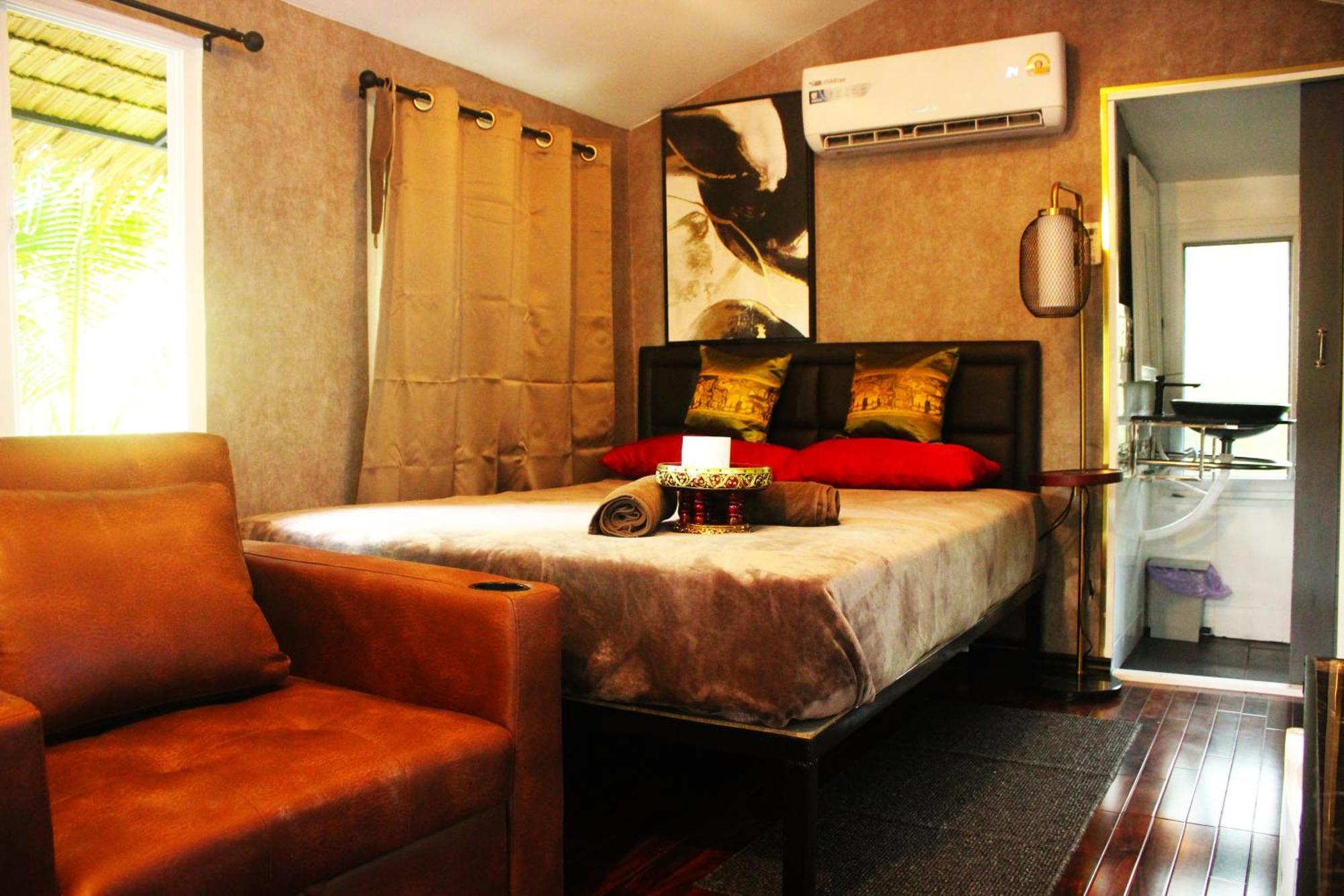 Hostel Do Dee Cafe