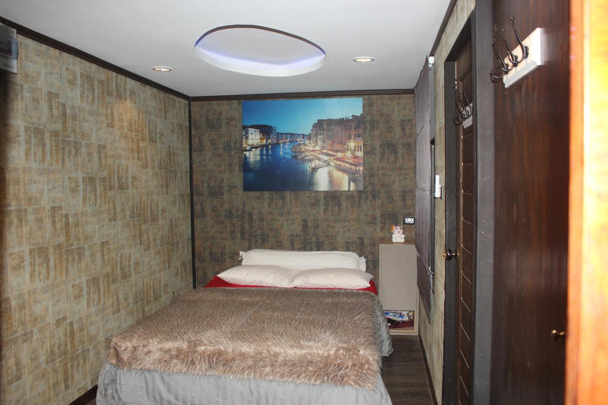 Hostel Do Dee Cafe *