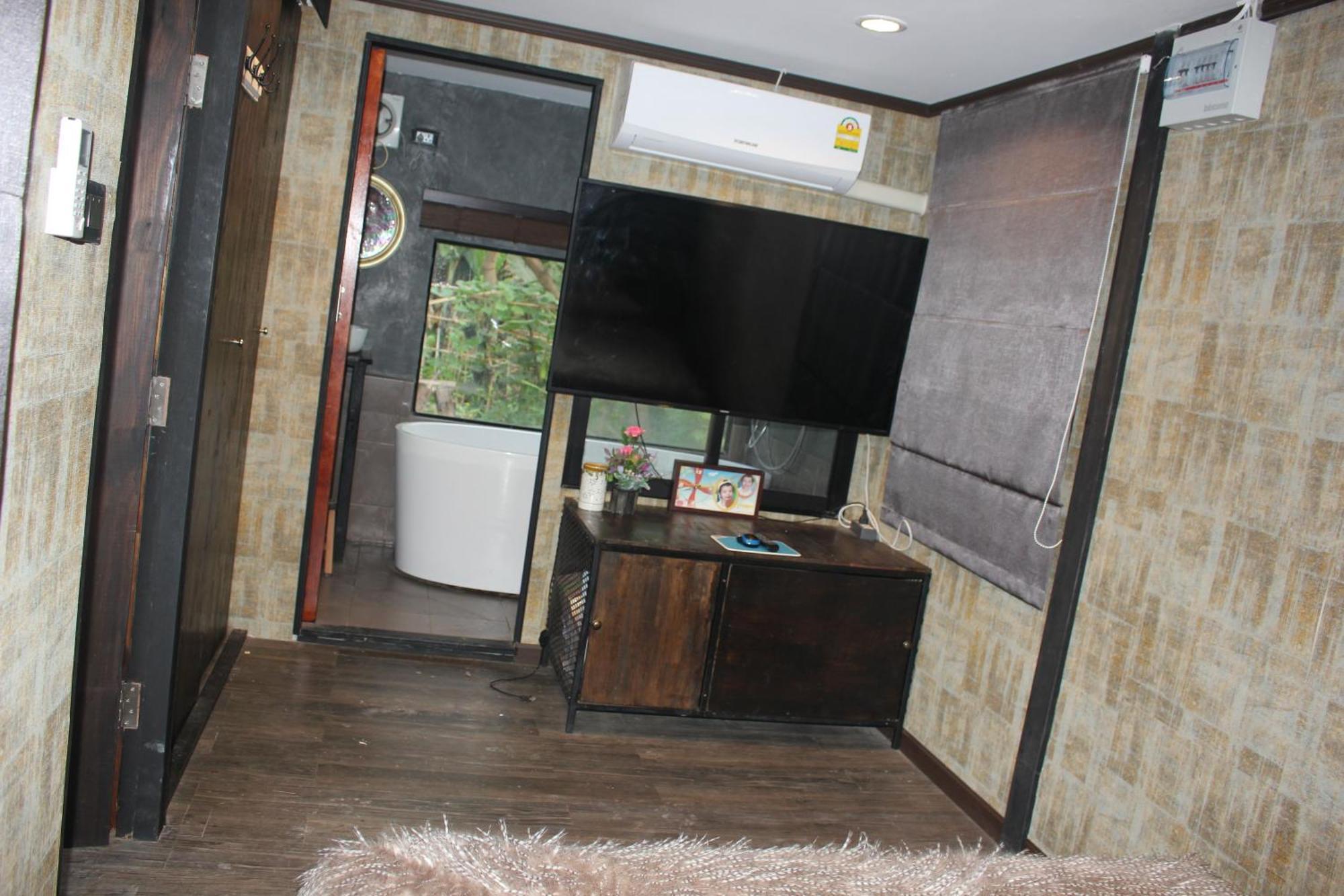 Hostel Do Dee Cafe Bangkok