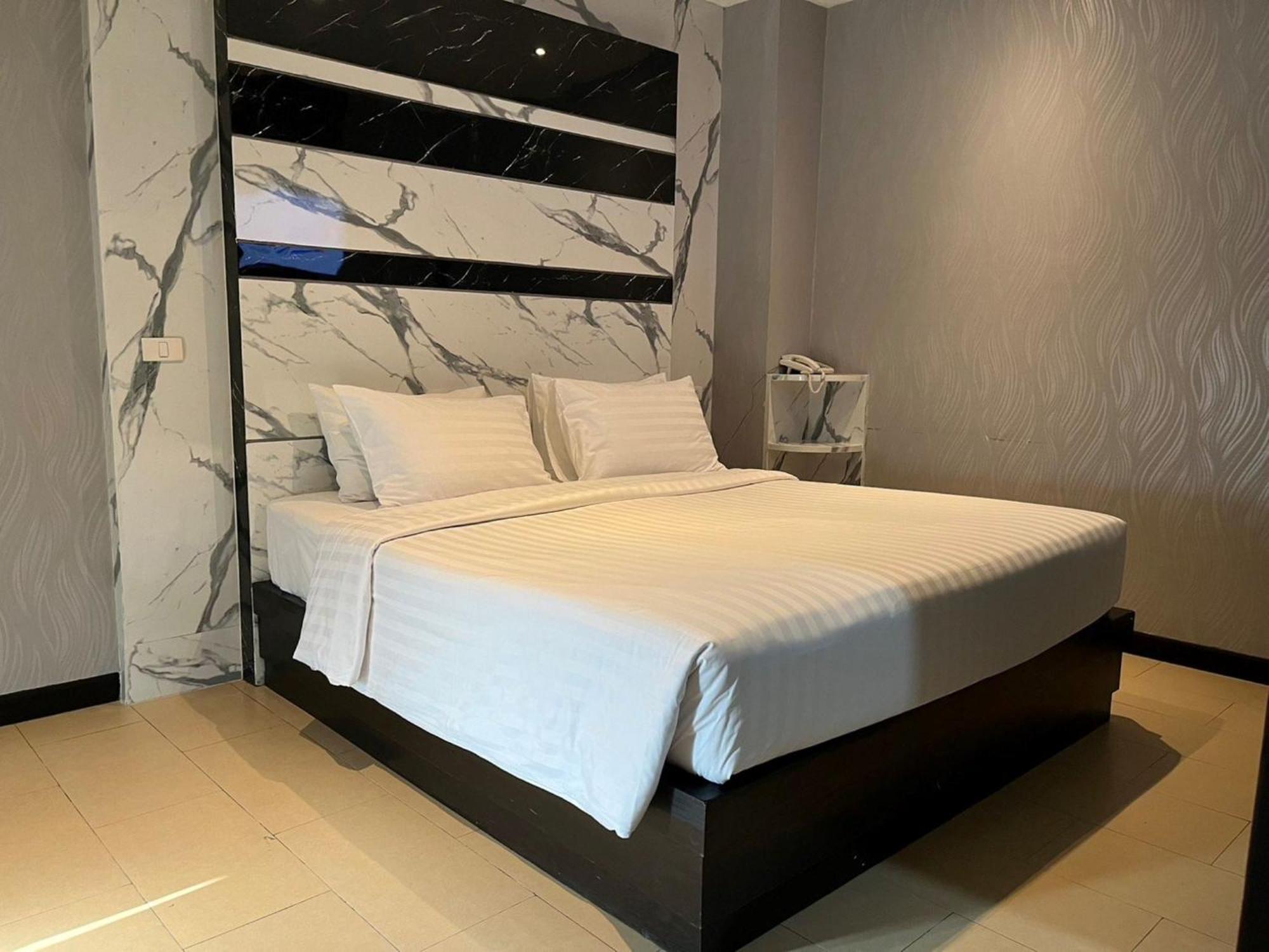 Sky Dome Resotel - โรงแรมสกายโดม รีโซเทล 5* Banguecoque