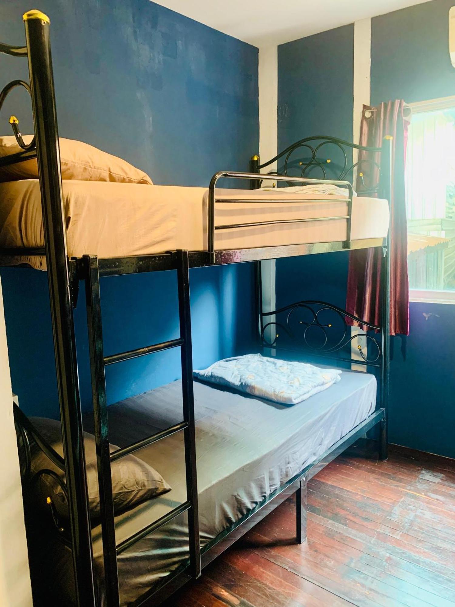 Green Apple Khaosan Hostel Bangkok