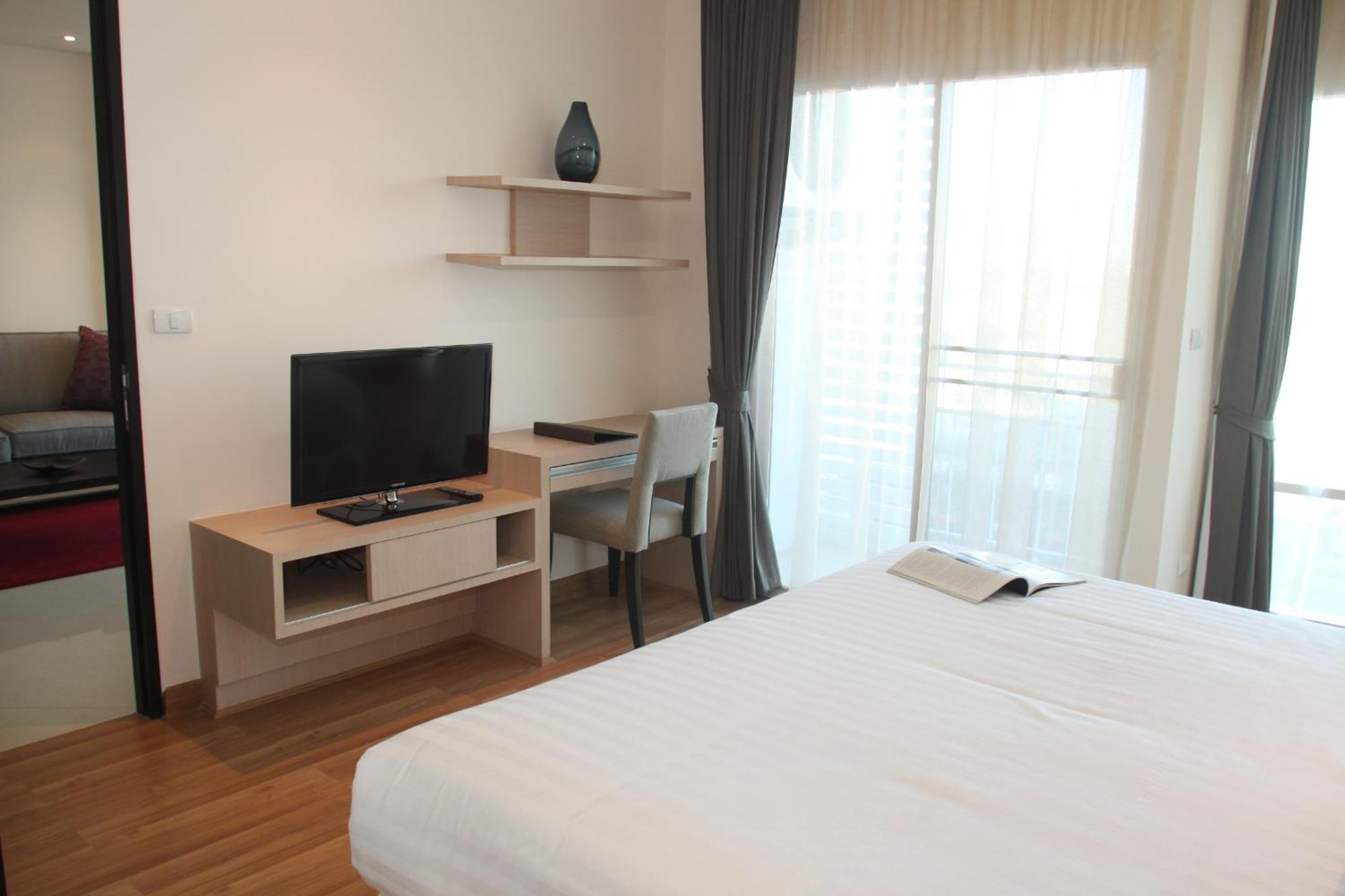 Aparthotel Park Village Rama Ii Bangkok