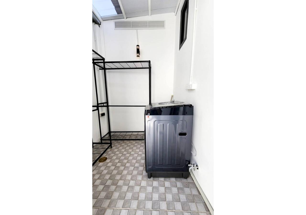 Guest house Ls 1 Lasalle House,bts,suvarnabhumi ,mega Bangna Bangkok