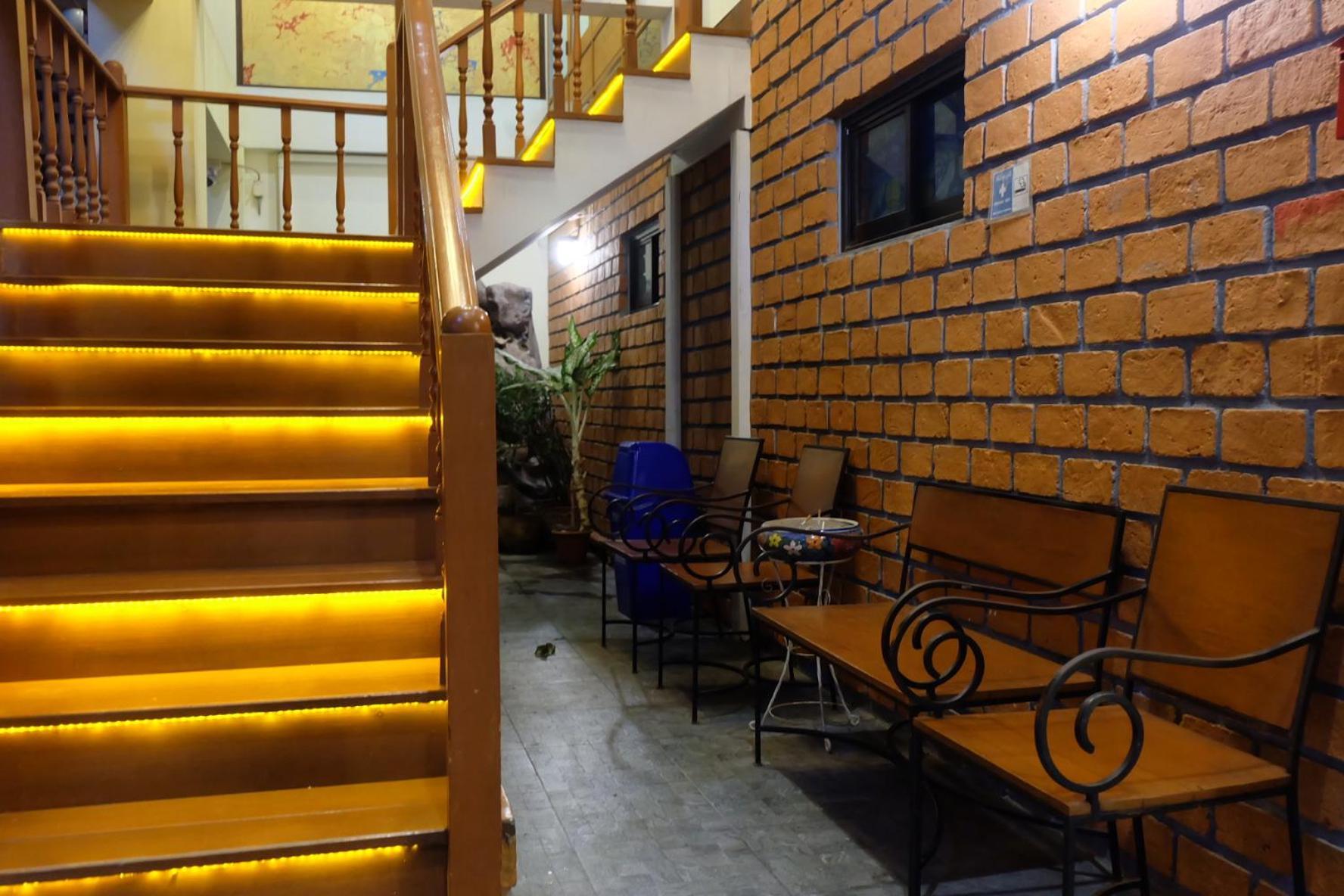 Hostel Siri Poshtel