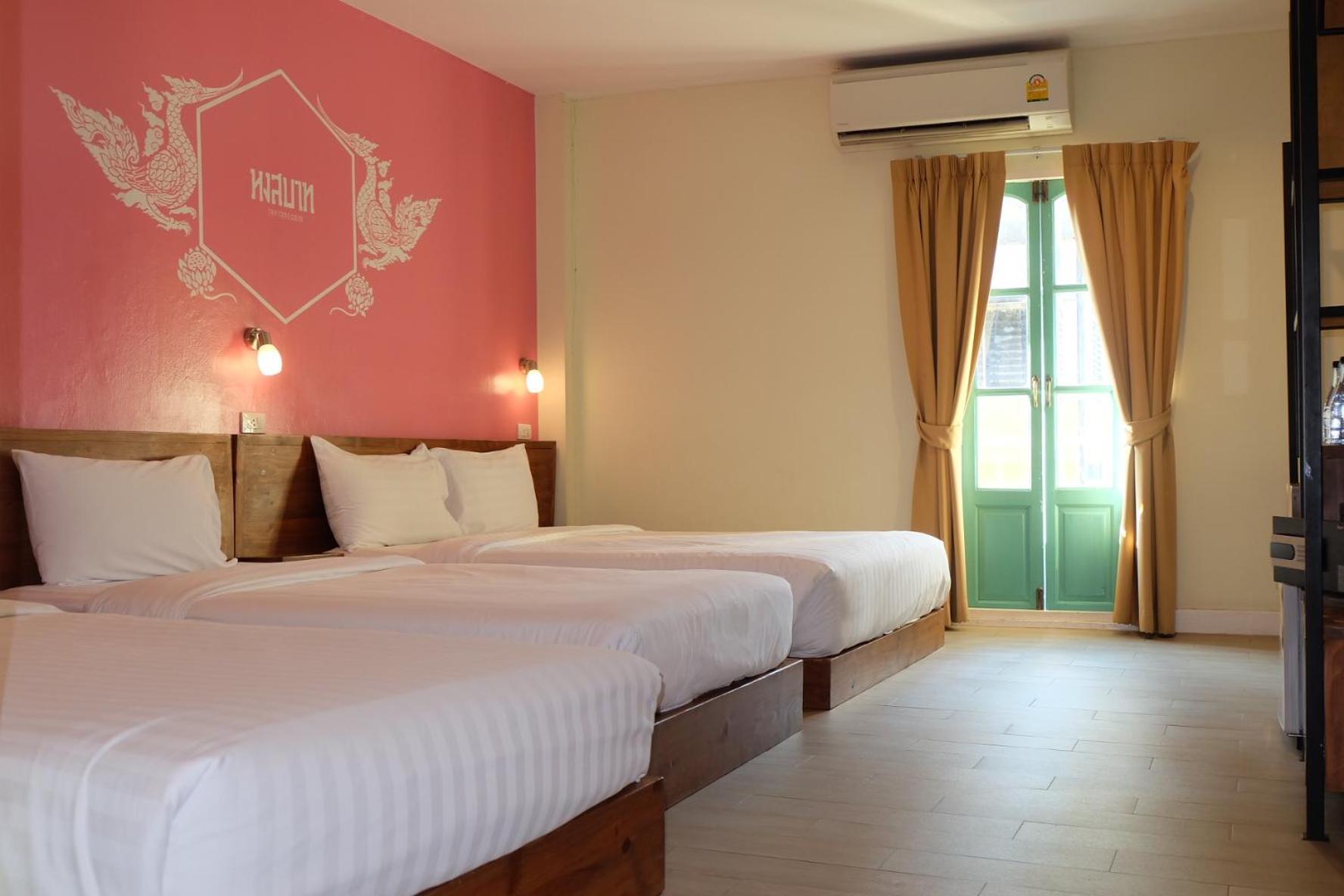Siri Poshtel Hostel