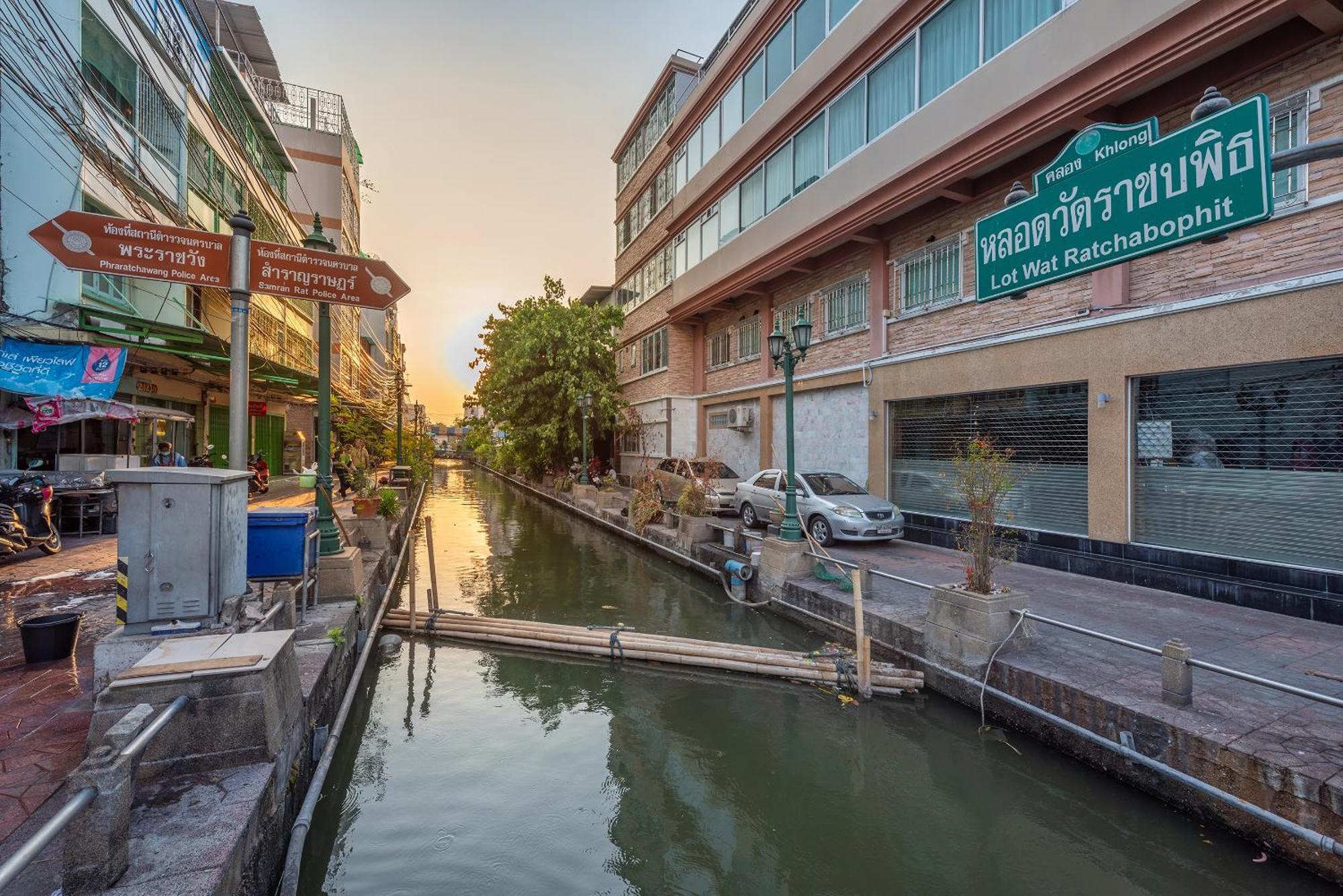 Ti Thong * Bangkok