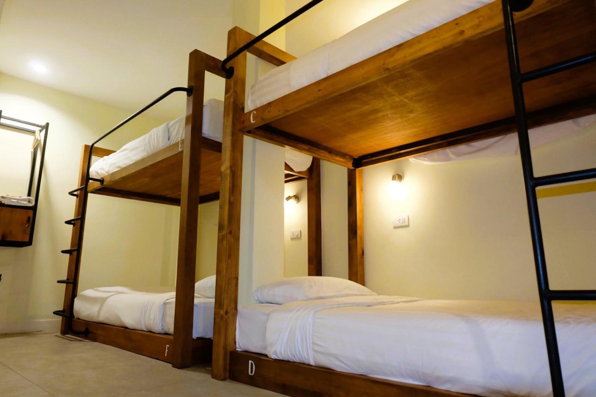Hostel Siri Poshtel Bangkok