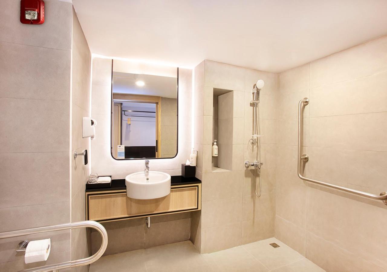 Hotel Express & Pier By Ihg Bangkok
