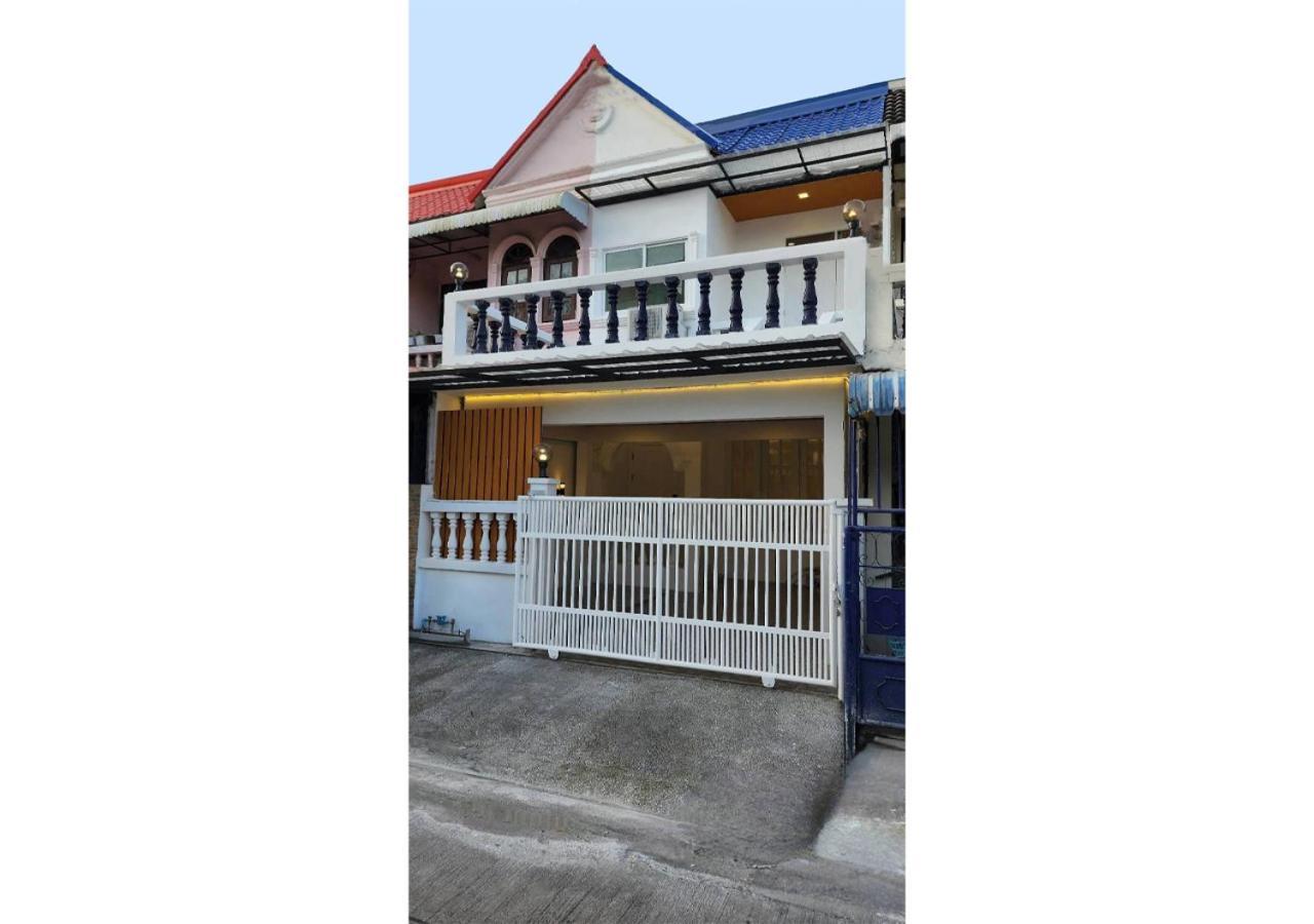 Apartment Cozy House,4 Rooms, Bts ,mega Bangna,suvarnabhumi Bangkok