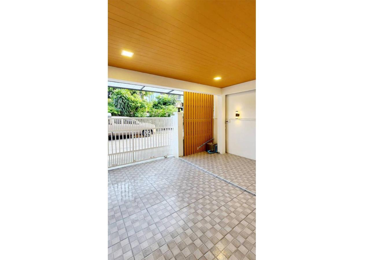 Cozy House,4 Rooms, Bts ,mega Bangna,suvarnabhumi *
