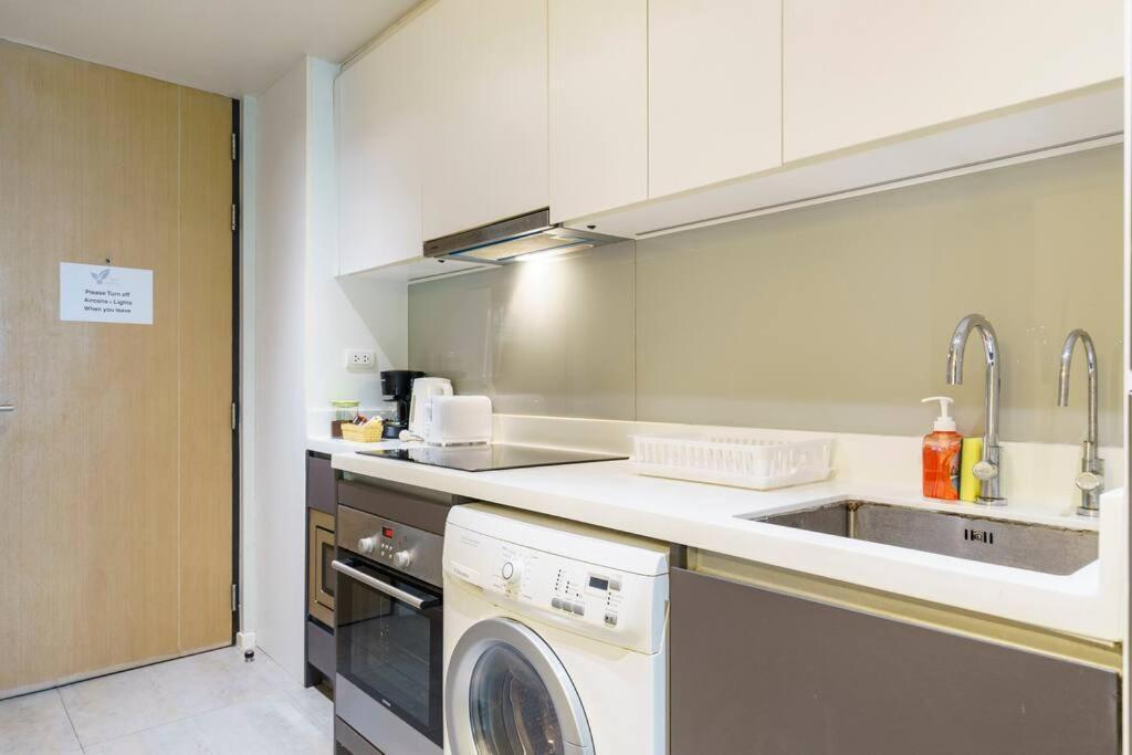 2 Bedrooms, Bts Asok, Terminal 21, Sukhumvit Apartment *