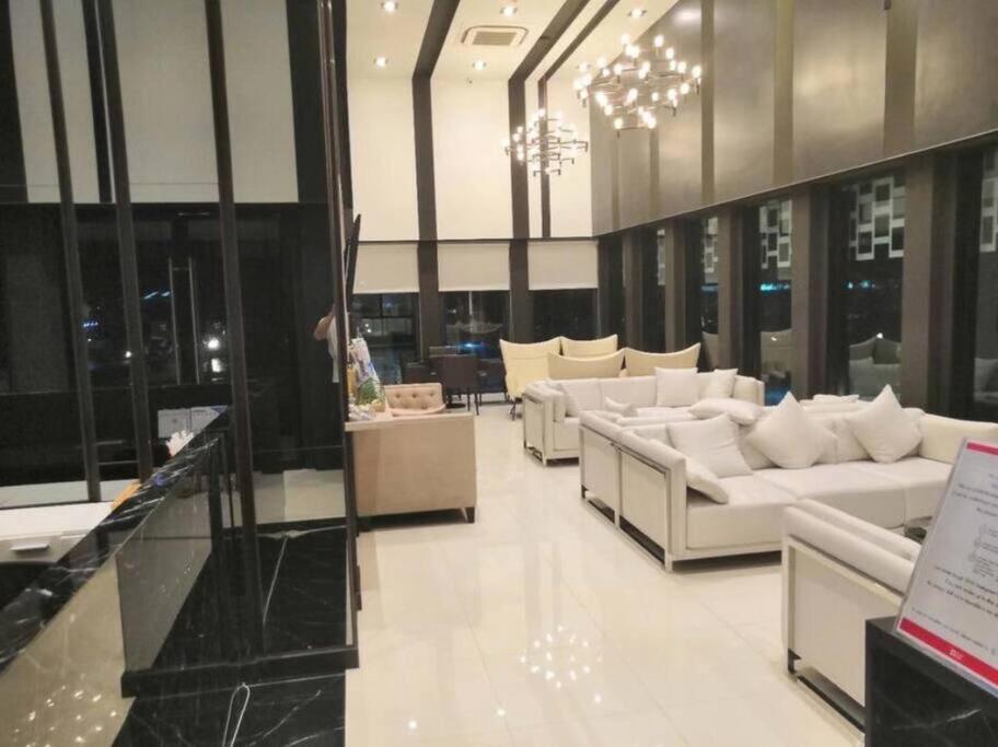 Sukhumvit 50 Quiet One Bedroom Near Bts Onnut Pangsapuri *