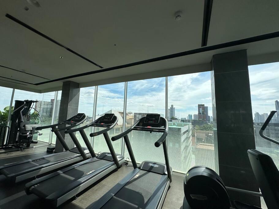 S42 Sukhumvit Wyndham Garden Ekkamai Swimming Gym Apartment