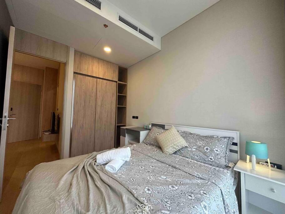 S42 Sukhumvit Wyndham Garden Ekkamai Swimming Gym Apartment Bangkok