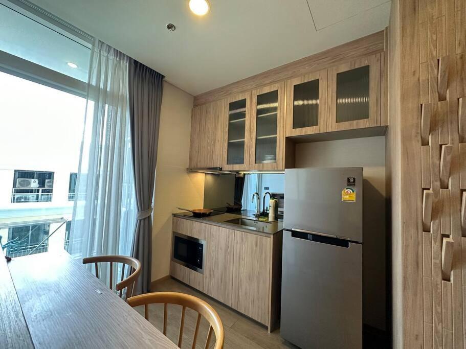 S42 Sukhumvit Wyndham Garden Ekkamai Swimming Gym Apartment *