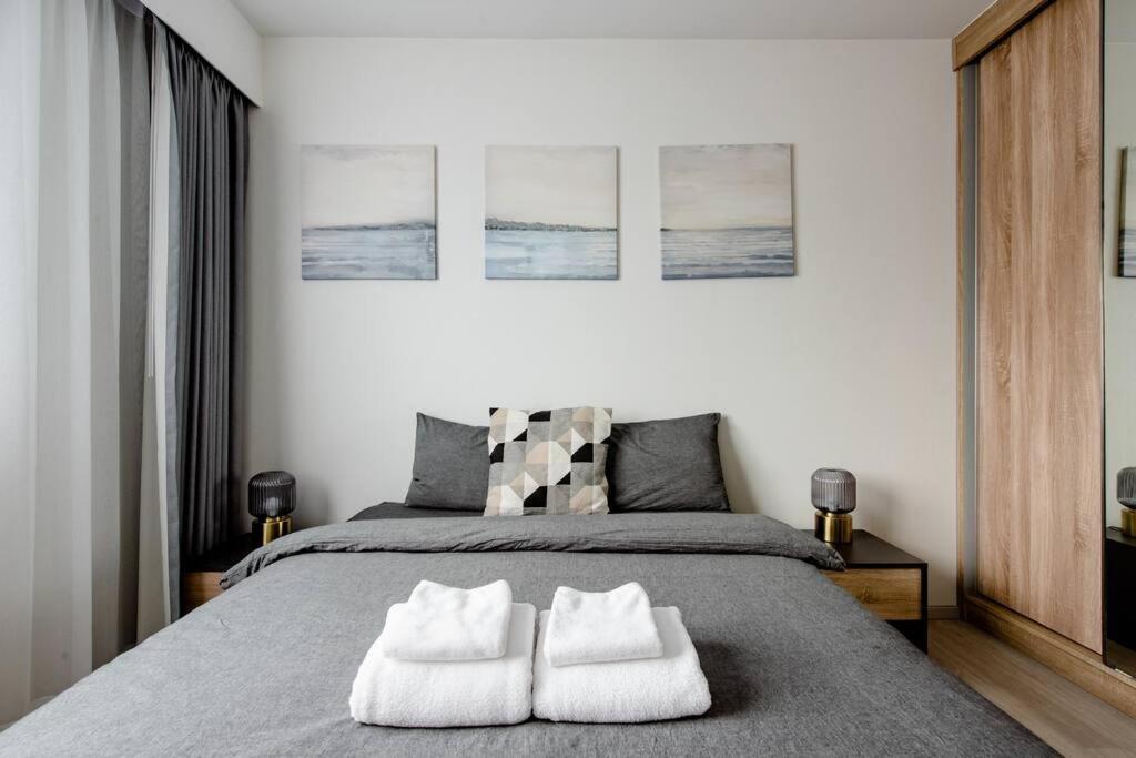 Family 2bedrooms 2br W/pool/gym/wi-fi @sathorn *