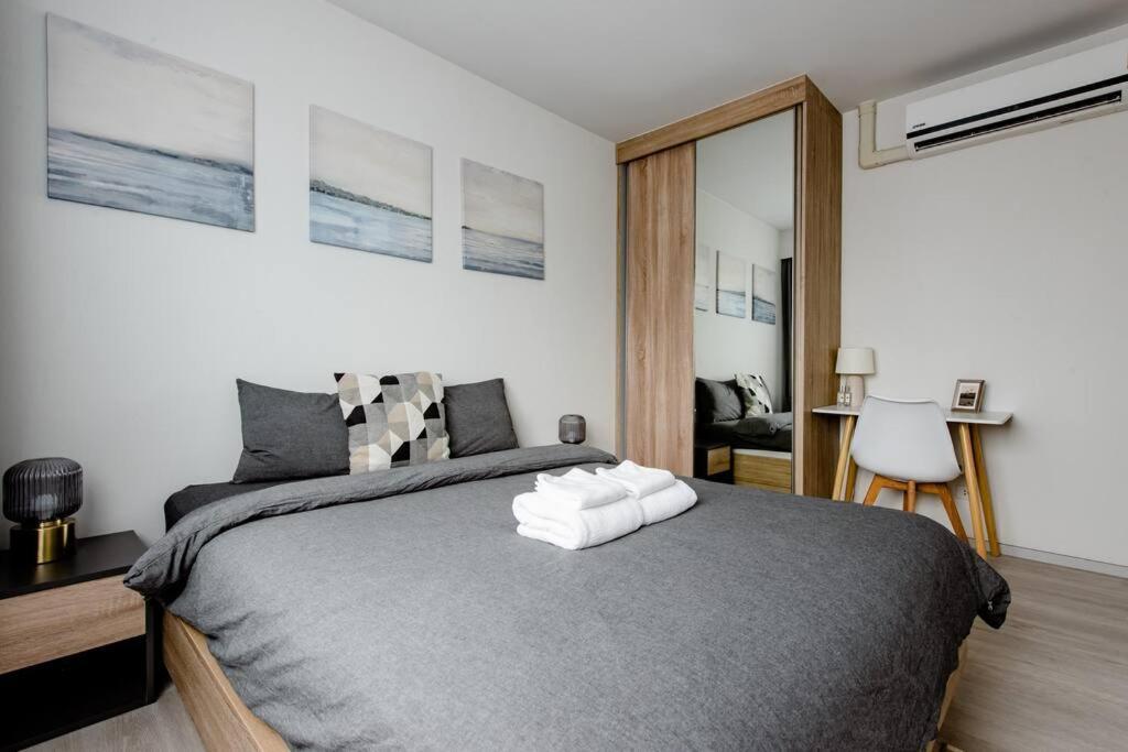 Family 2bedrooms 2br W/pool/gym/wi-fi @sathorn * Bangkok