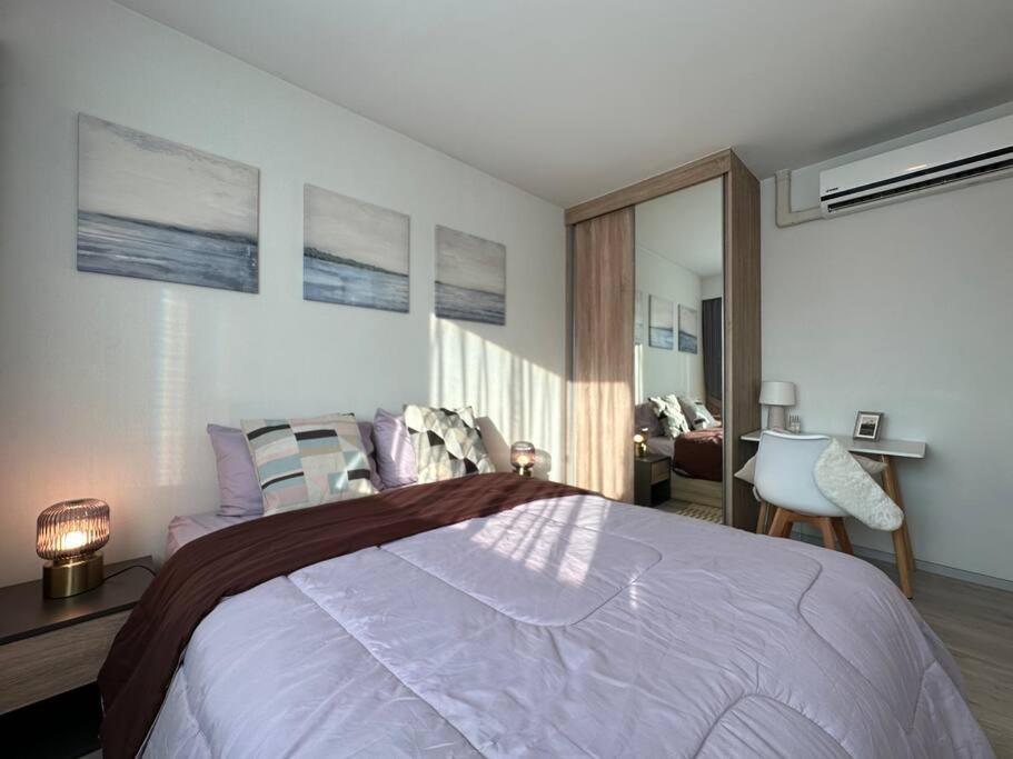 Family 2bedrooms 2br W/pool/gym/wi-fi @sathorn Apartment
