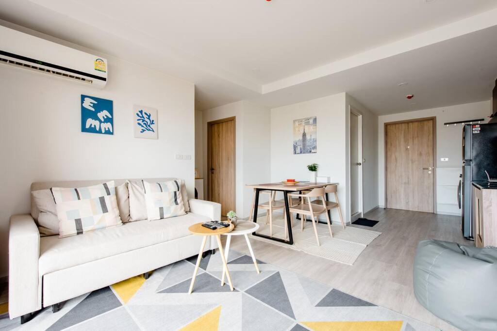 Family 2bedrooms 2br W/pool/gym/wi-fi @sathorn * Bangkok