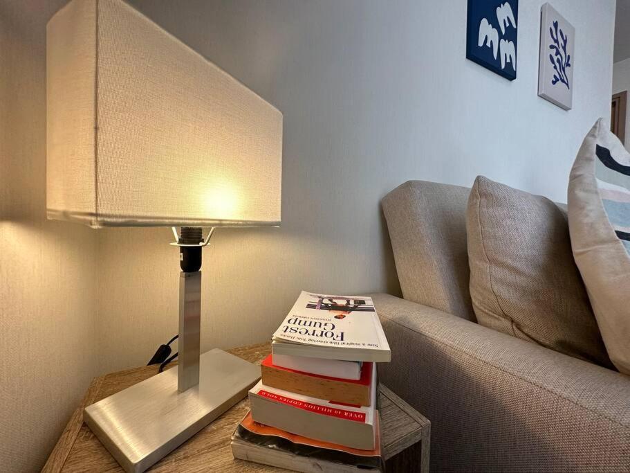 Family 2bedrooms 2br W/pool/gym/wi-fi @sathorn Apartment *