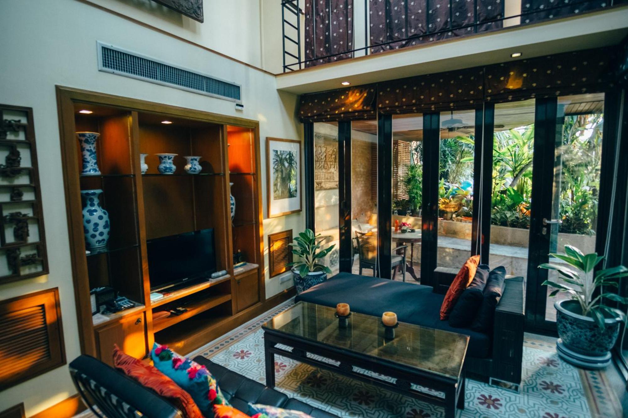 Hotel Chakrabongse 5*