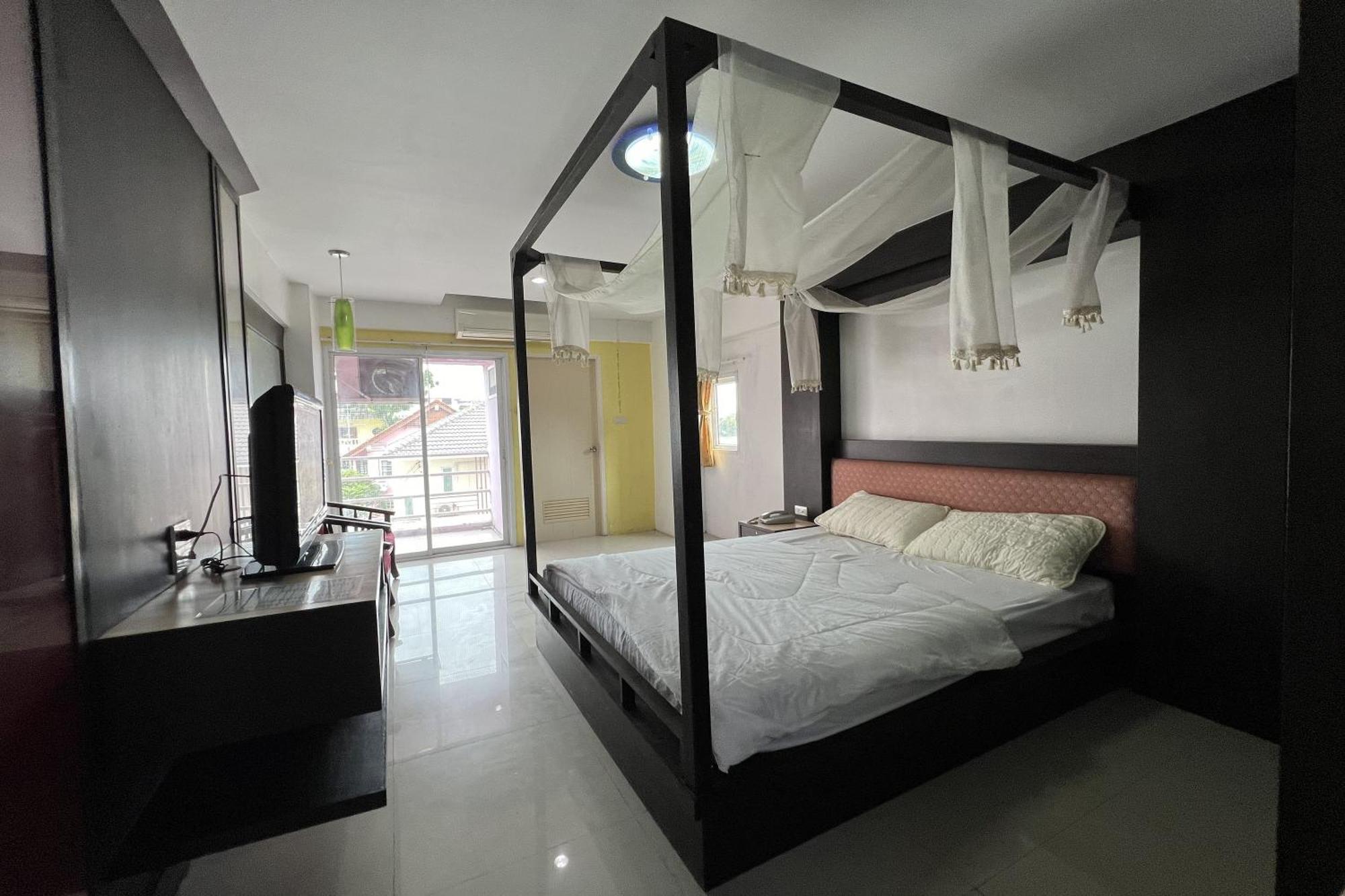 Phongsathon Mansion