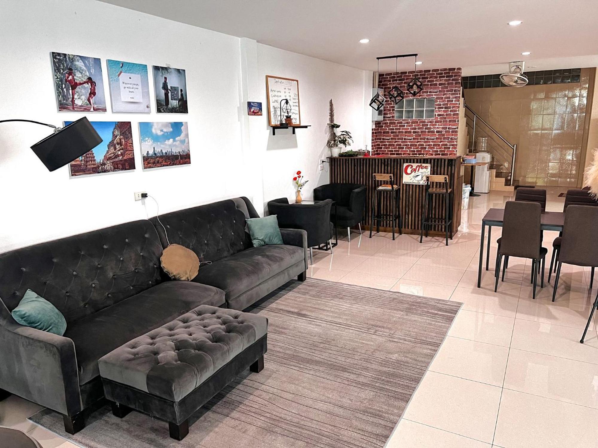 Pinklao Traveler's House Accommodatie bij particulieren