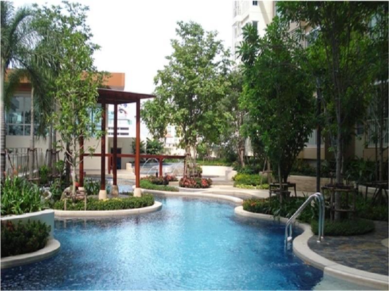 Apartment Centric 2bedrooms And 2 Bathrooms