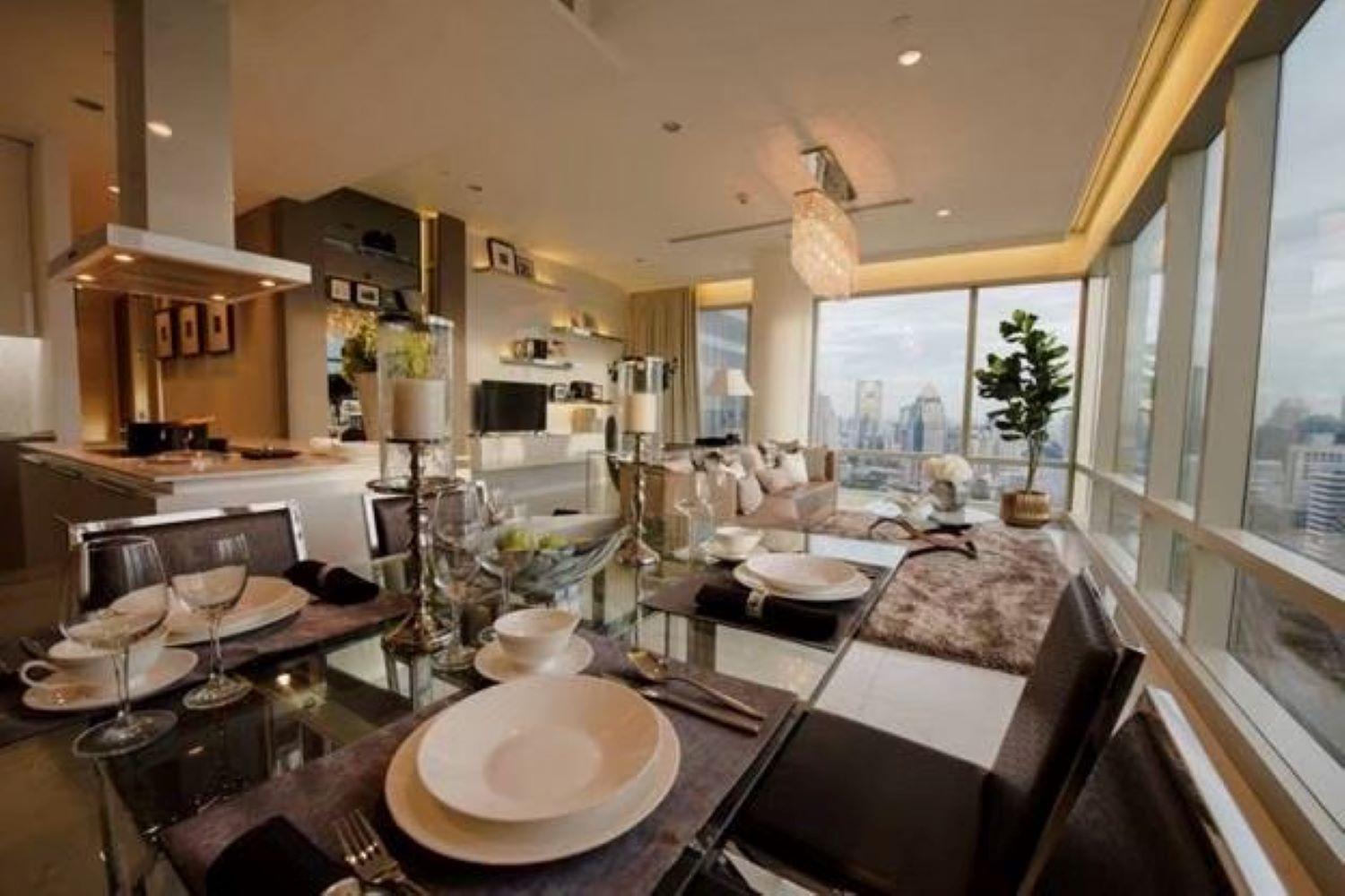 Elegant 2-bedroom Luxury Duplex On The 32nd Floor Of 185 Rajadamri Apartment *