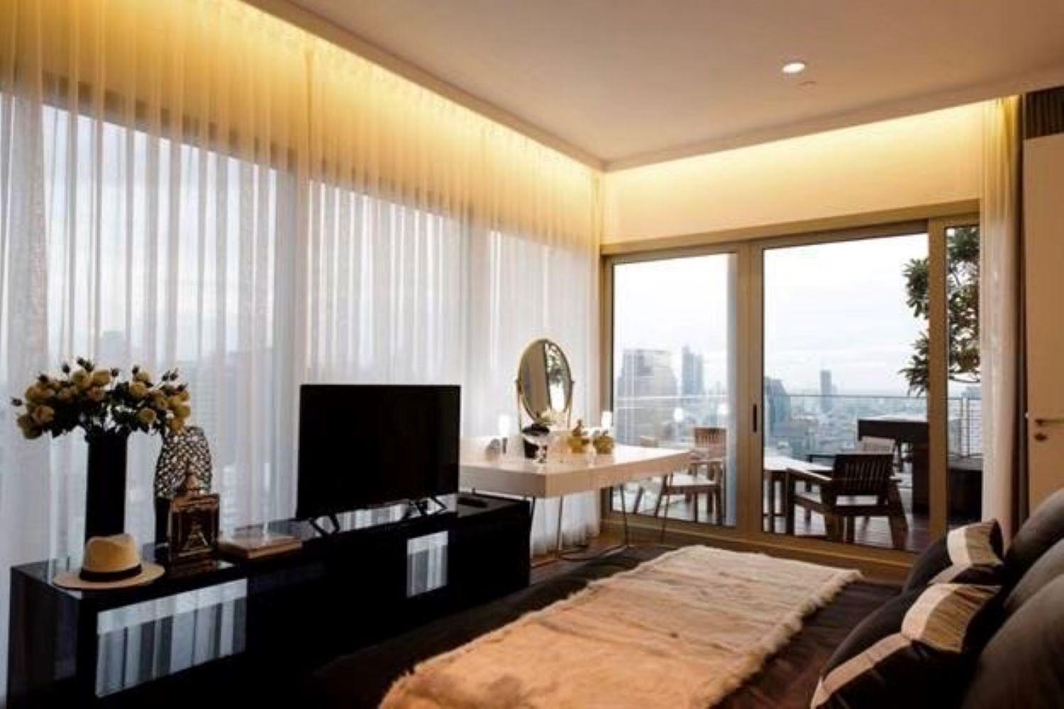 Apartment Elegant 2-bedroom Luxury Duplex On The 32nd Floor Of 185 Rajadamri Bangkok